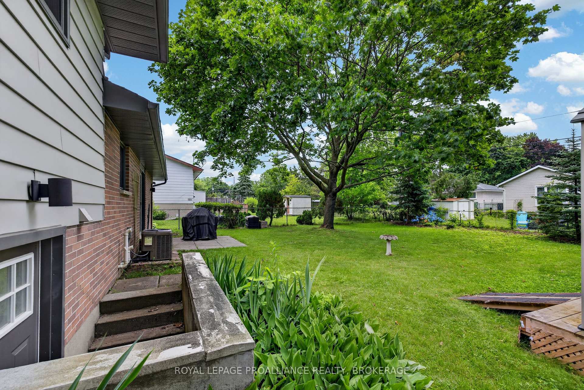Photo 43 of 682 Carnaby Street, Kingston, South of Taylor-Kidd Blvd — HOMEH