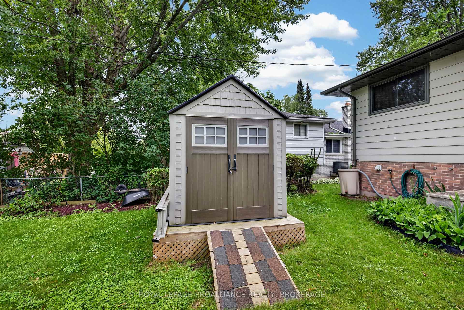 Photo 45 of 682 Carnaby Street, Kingston, South of Taylor-Kidd Blvd — HOMEH