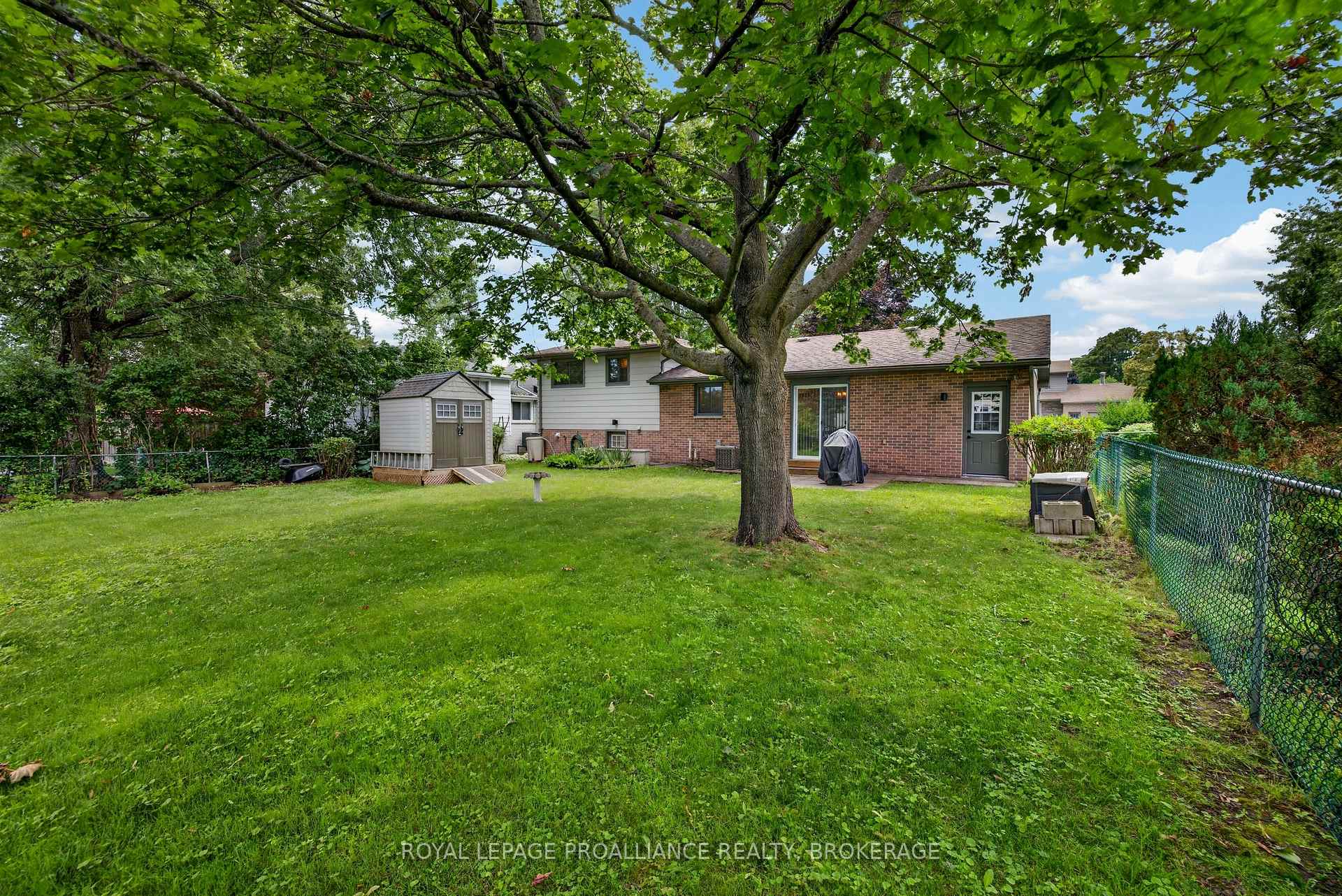 Photo 46 of 682 Carnaby Street, Kingston, South of Taylor-Kidd Blvd — HOMEH