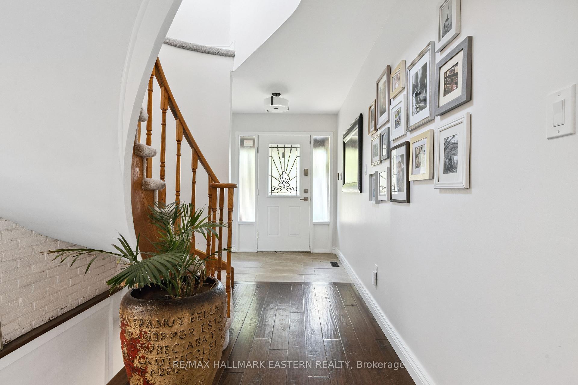 Photo 7 of 15 Ravenscroft Road, Ajax, Central West — HOMEH