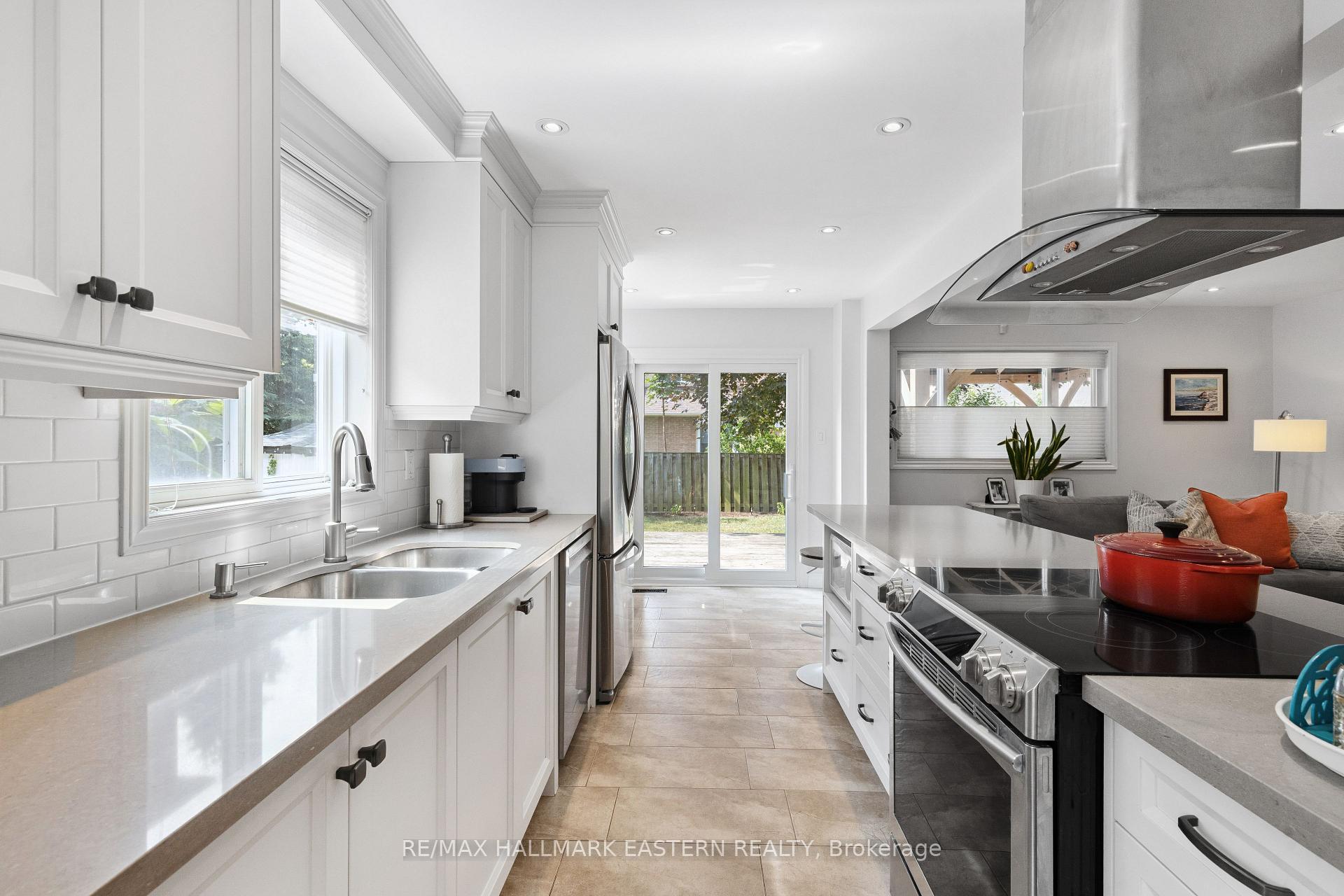 Photo 20 of 15 Ravenscroft Road, Ajax, Central West — HOMEH