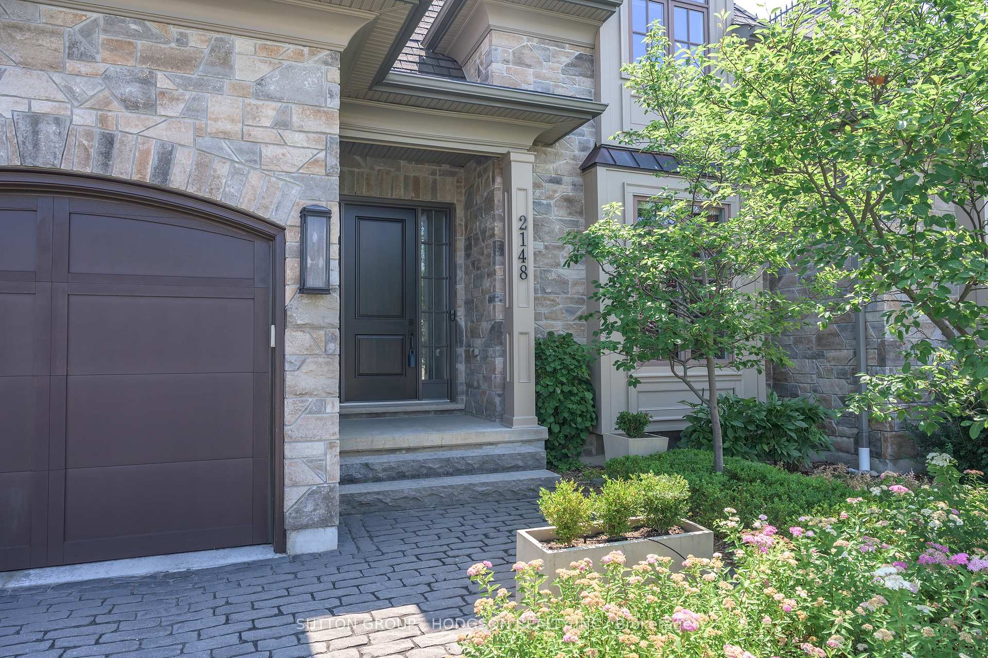 Photo 1 of 2148 Callingham Drive, London, North R — HOMEH
