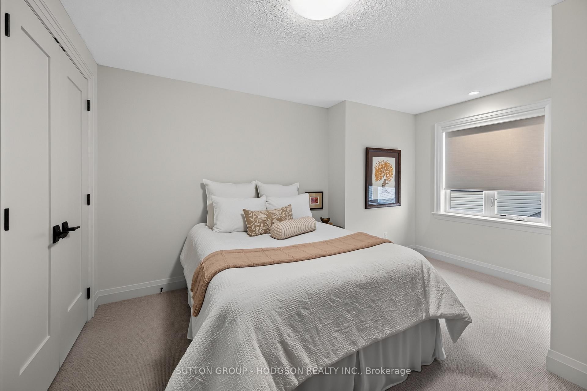 Photo 25 of 2148 Callingham Drive, London, North R — HOMEH