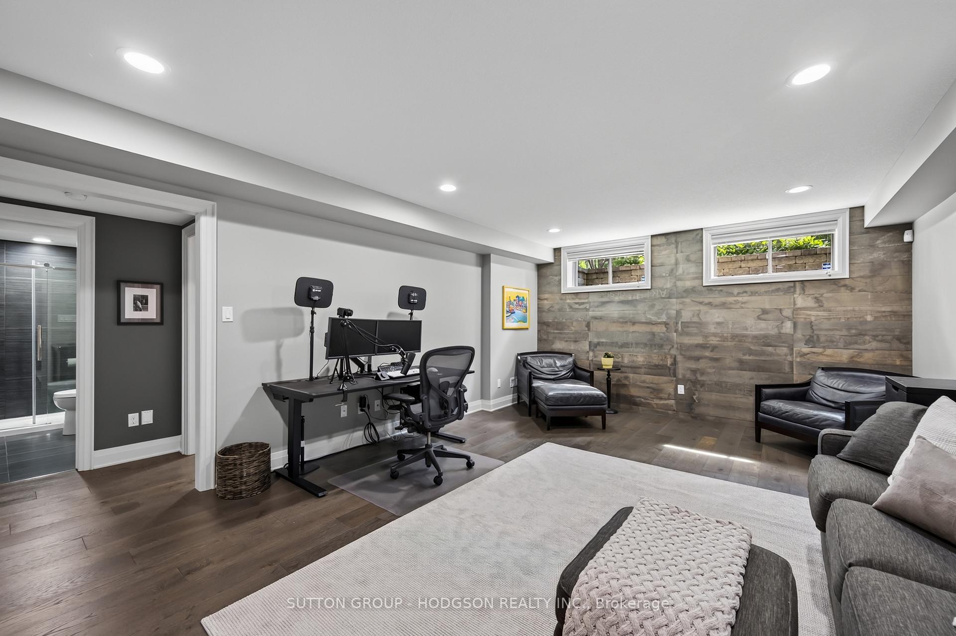 Photo 27 of 2148 Callingham Drive, London, North R — HOMEH