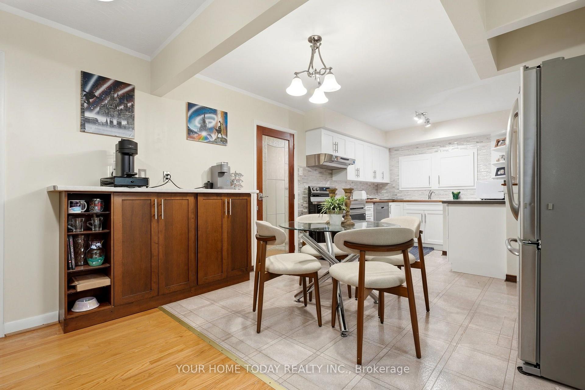 Photo 11 of 22 Norton Crescent, Halton Hills, Georgetown — HOMEH