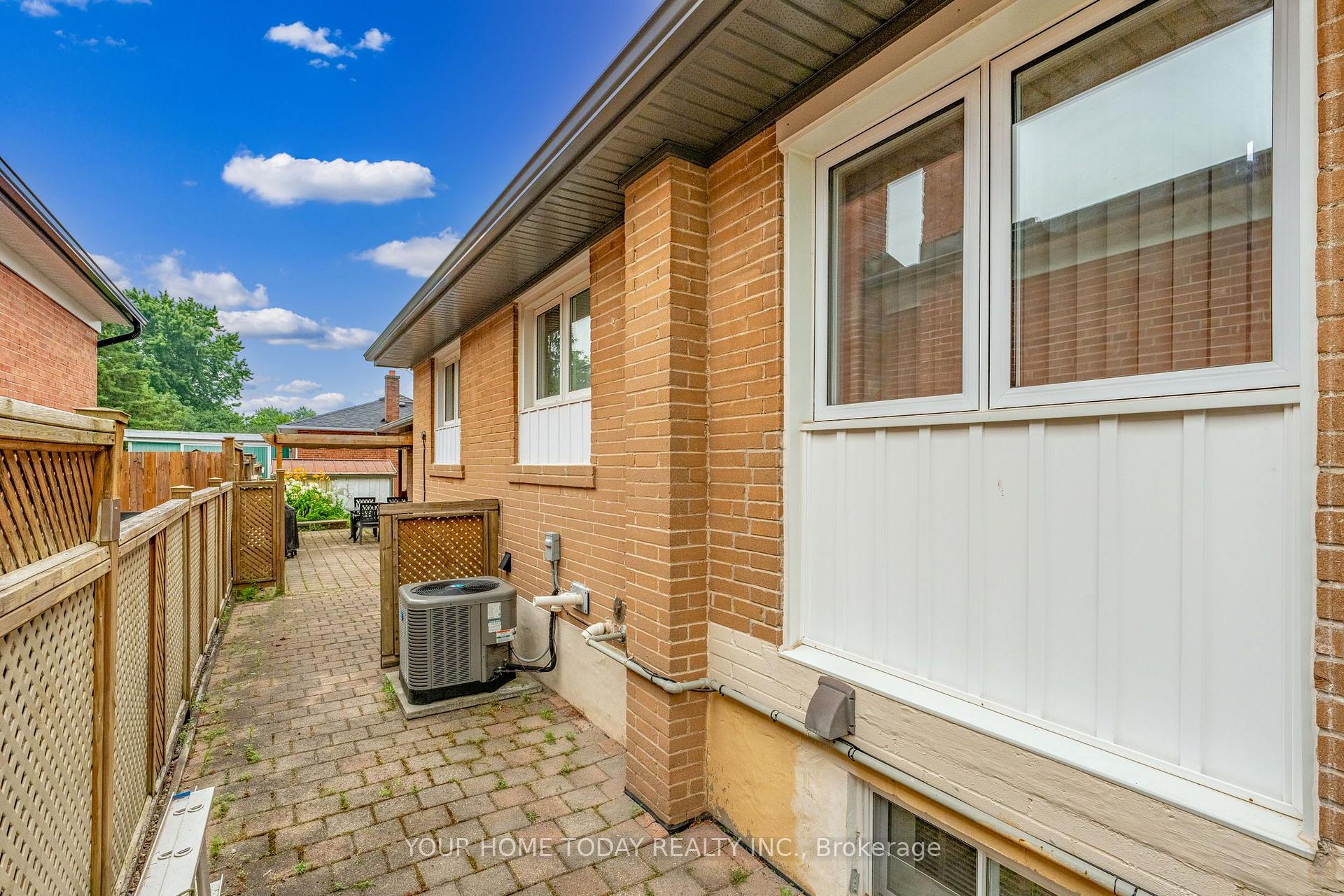 Photo 39 of 22 Norton Crescent, Halton Hills, Georgetown — HOMEH