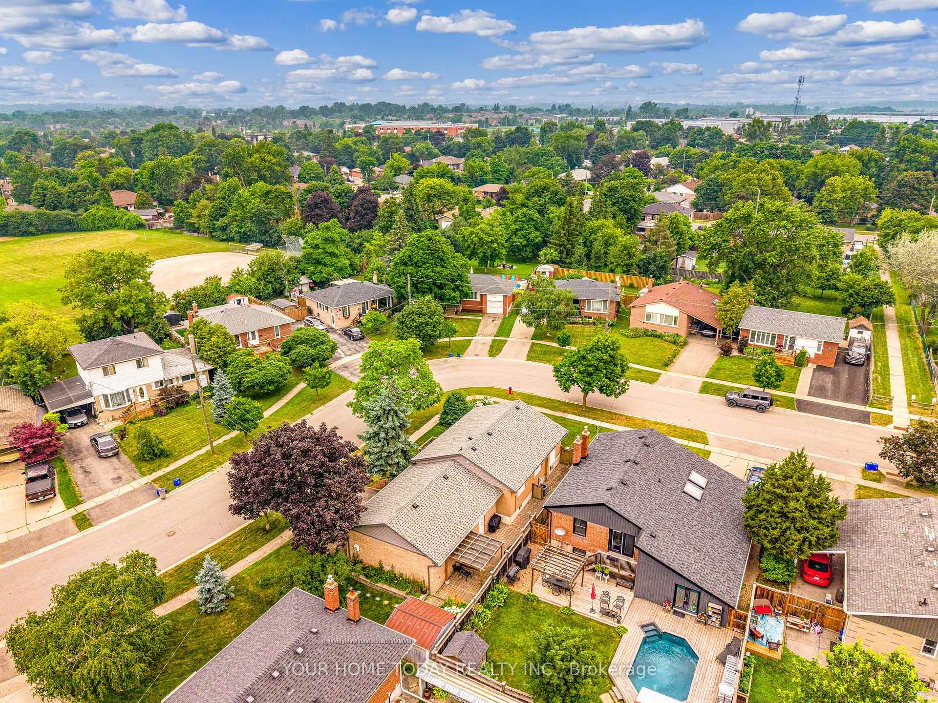 Photo 44 of 22 Norton Crescent, Halton Hills, Georgetown — HOMEH