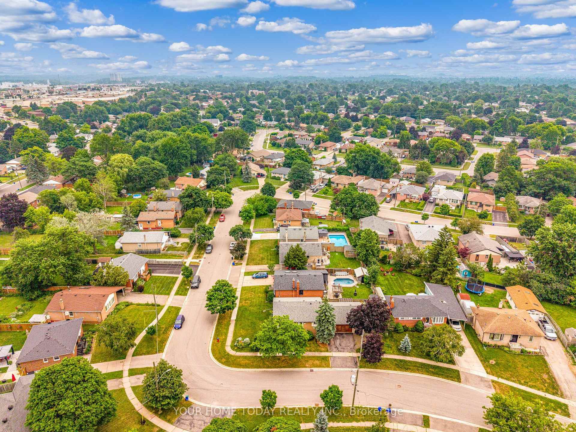 Photo 45 of 22 Norton Crescent, Halton Hills, Georgetown — HOMEH