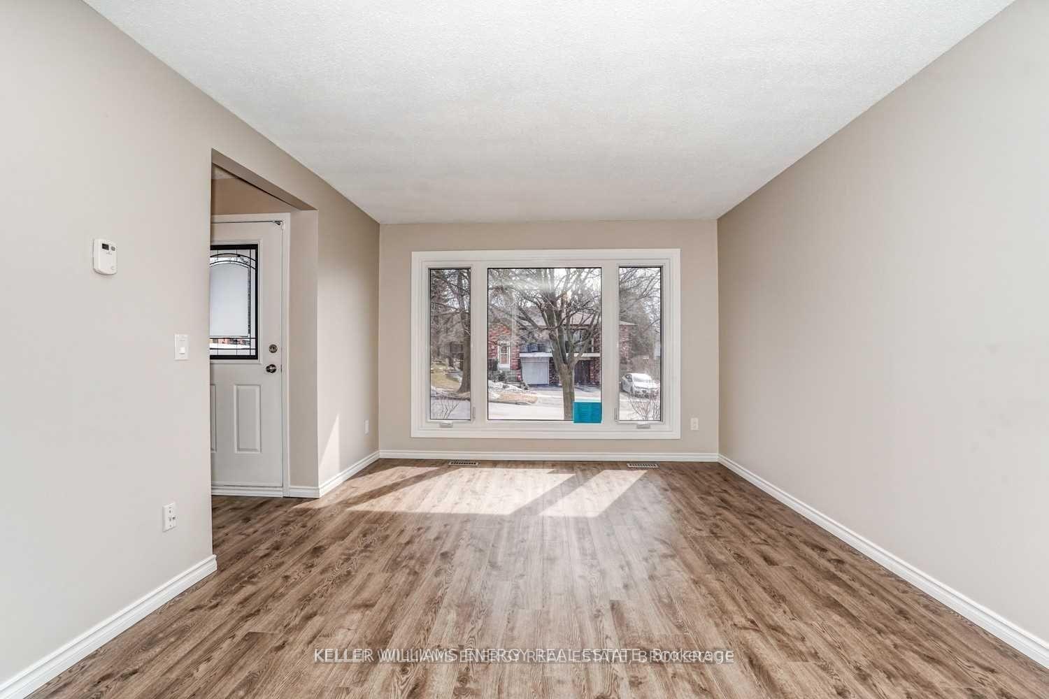 Photo 3 of Unit Main, 1296 Cherrydown Drive, Oshawa, Donevan — HOMEH