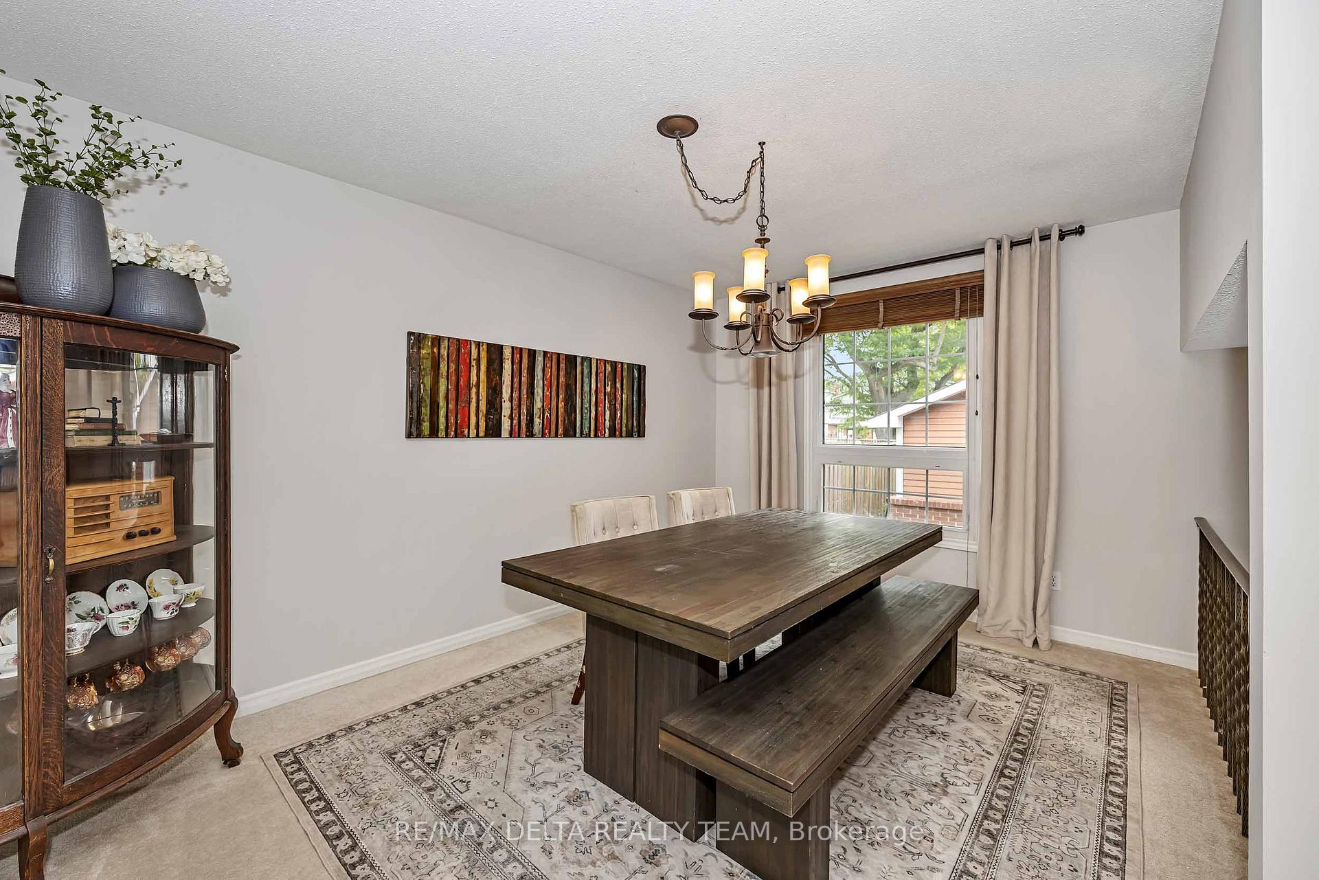 Photo 7 of 6340 Fortune Drive, Ottawa, Convent Glen North — HOMEH