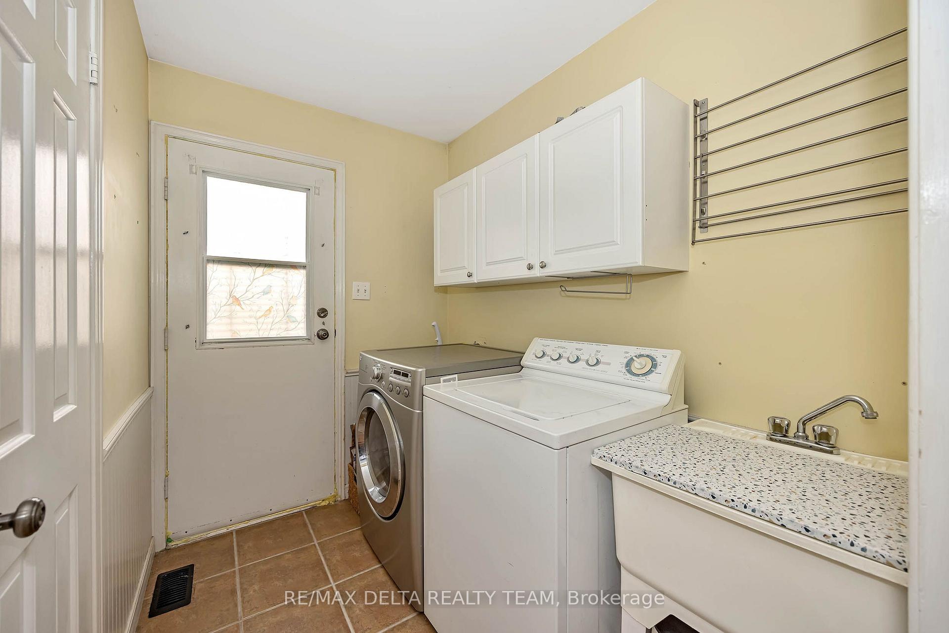 Photo 17 of 6340 Fortune Drive, Ottawa, Convent Glen North — HOMEH
