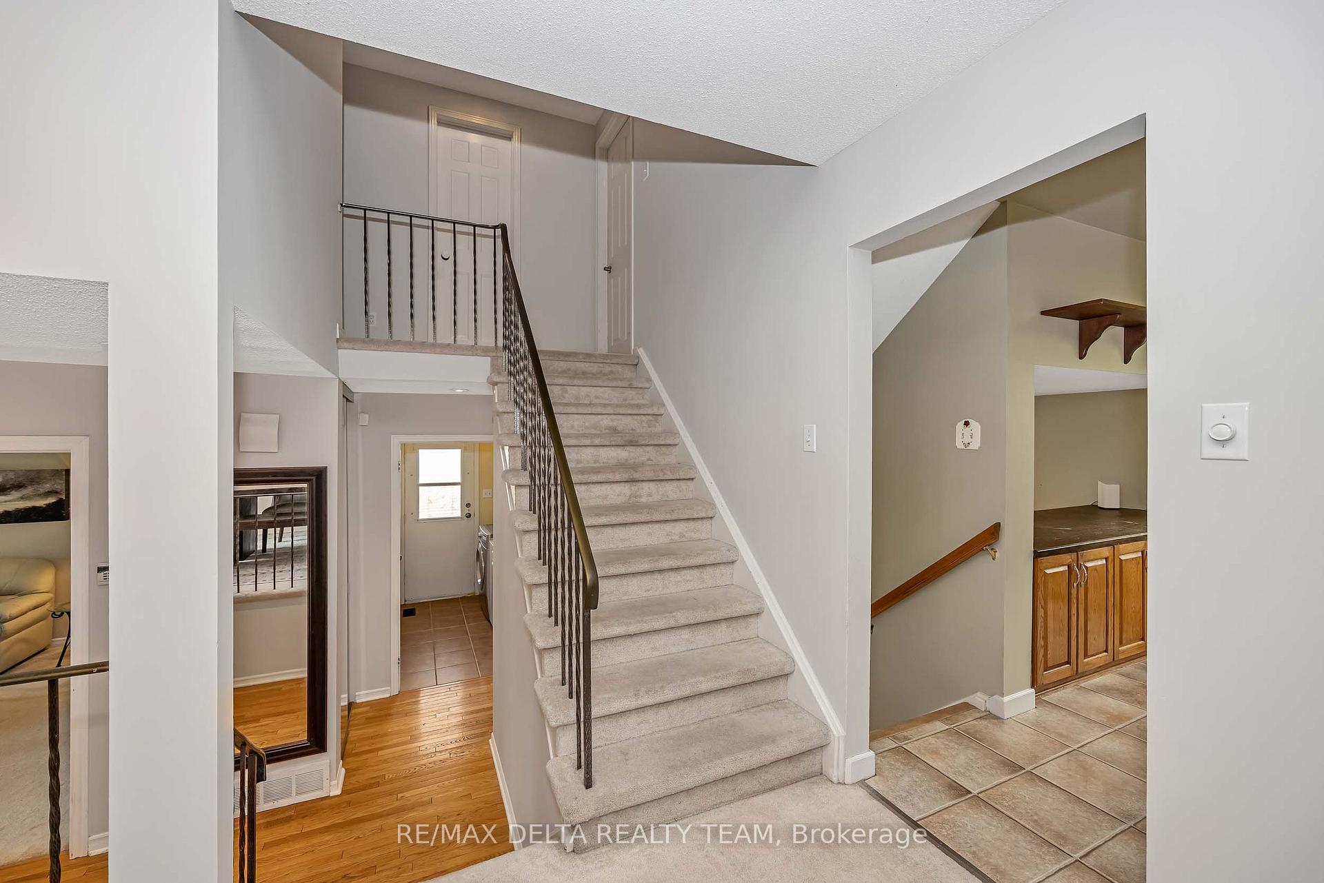 Photo 20 of 6340 Fortune Drive, Ottawa, Convent Glen North — HOMEH