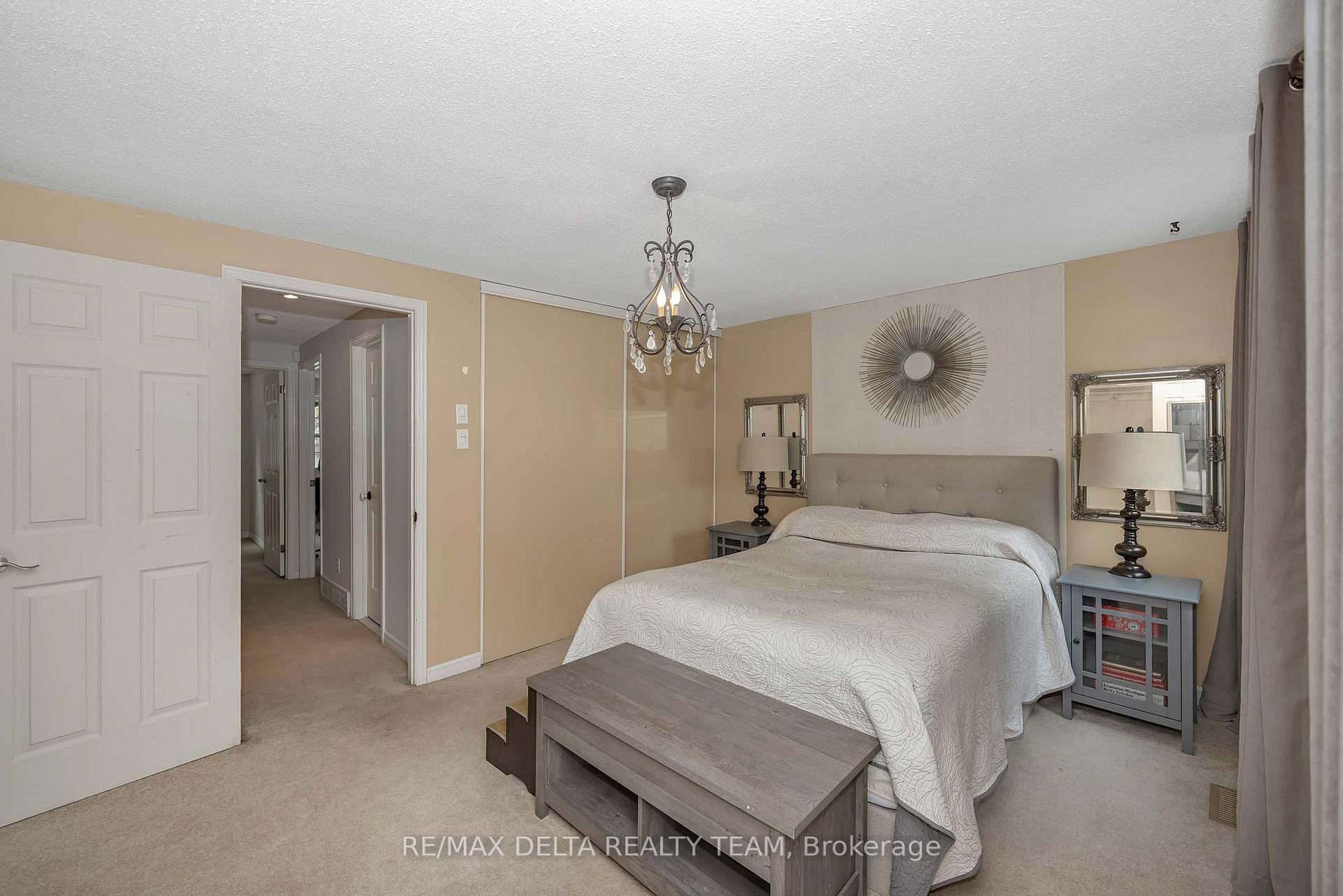 Photo 23 of 6340 Fortune Drive, Ottawa, Convent Glen North — HOMEH