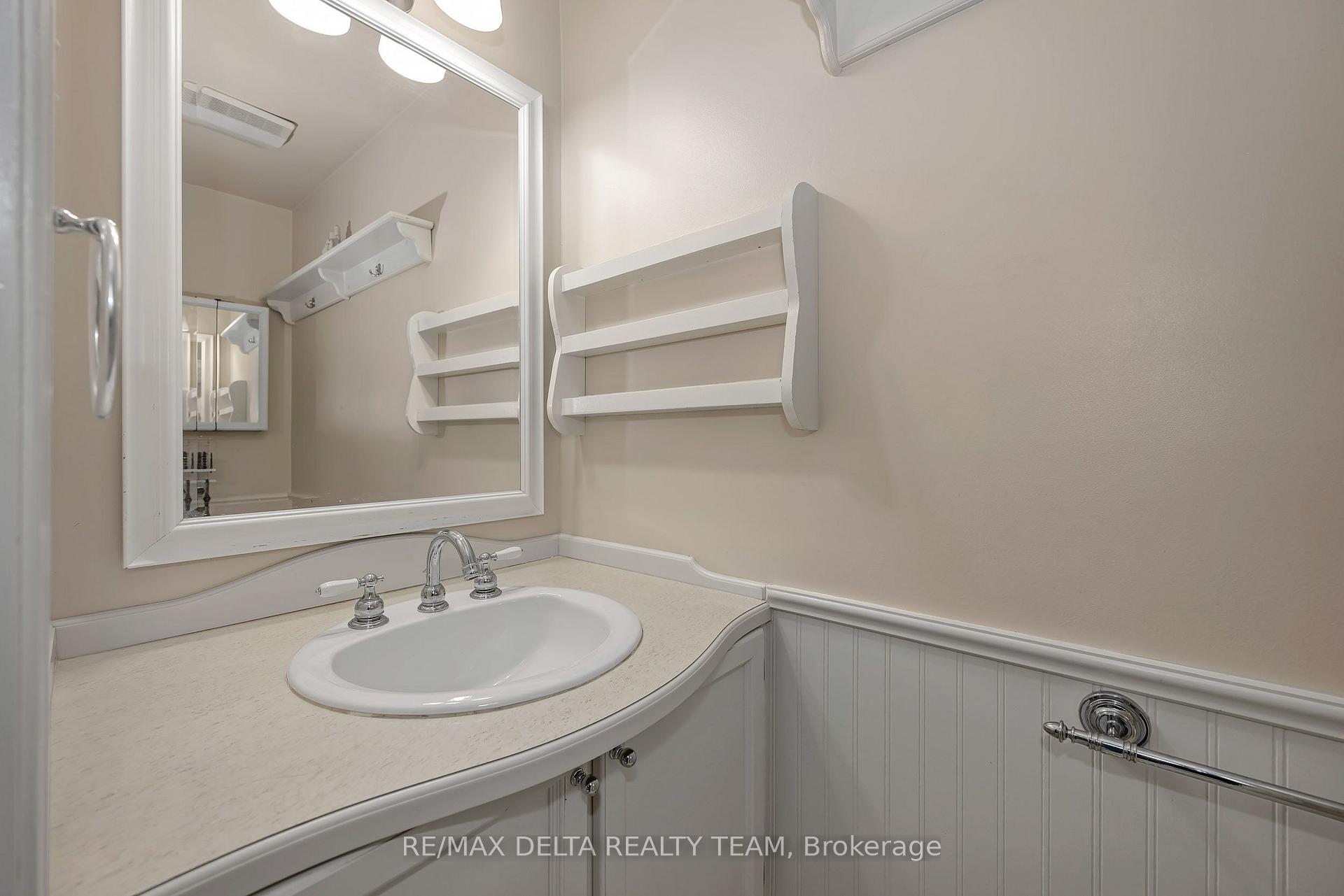 Photo 24 of 6340 Fortune Drive, Ottawa, Convent Glen North — HOMEH