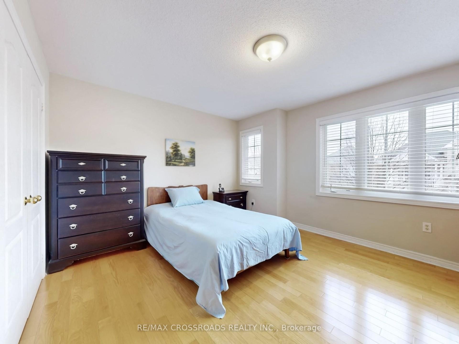 Photo 16 of 39 Pantano Drive, Vaughan, Patterson — HOMEH