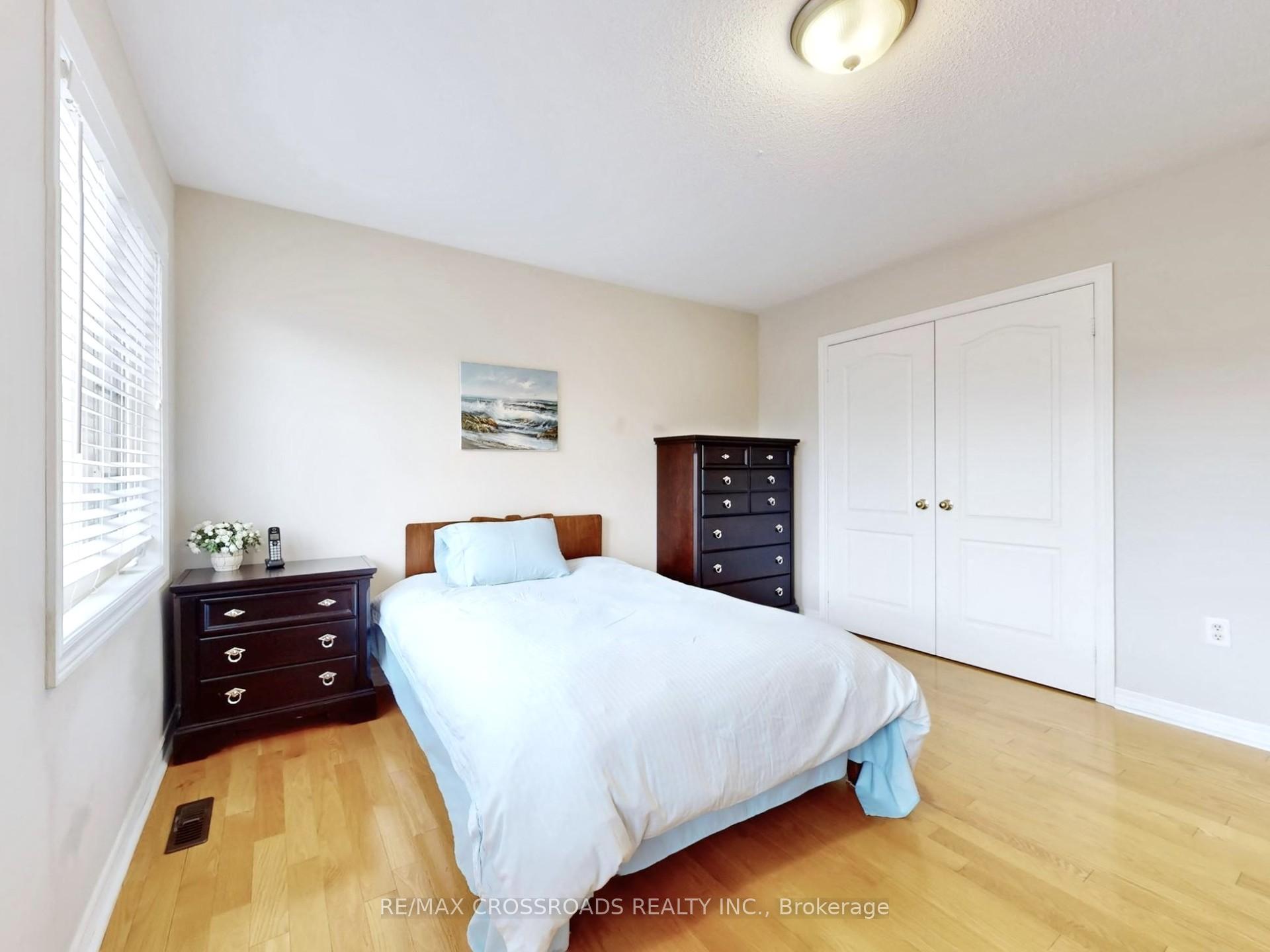 Photo 20 of 39 Pantano Drive, Vaughan, Patterson — HOMEH