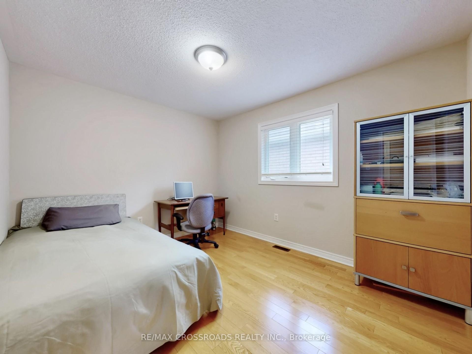 Photo 21 of 39 Pantano Drive, Vaughan, Patterson — HOMEH