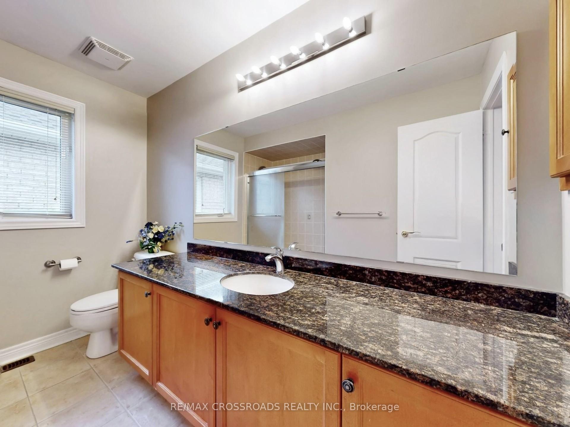 Photo 22 of 39 Pantano Drive, Vaughan, Patterson — HOMEH