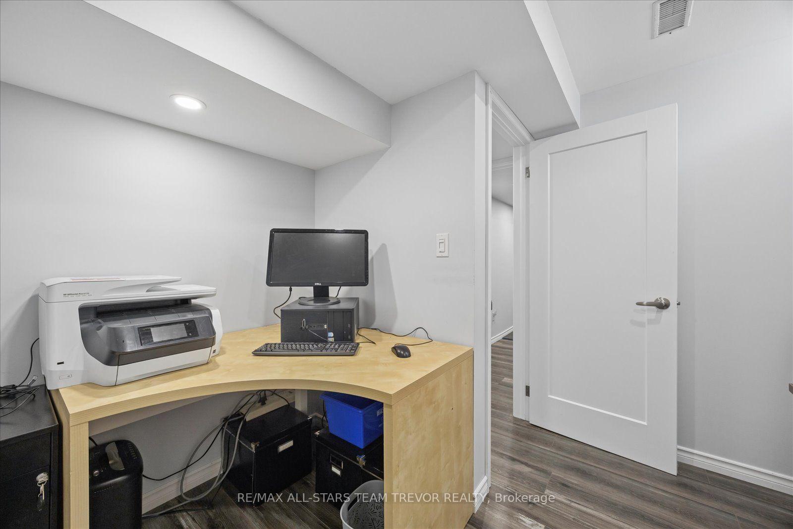 Photo 27 of 30 Laurendale Avenue, Georgina, Keswick South — HOMEH