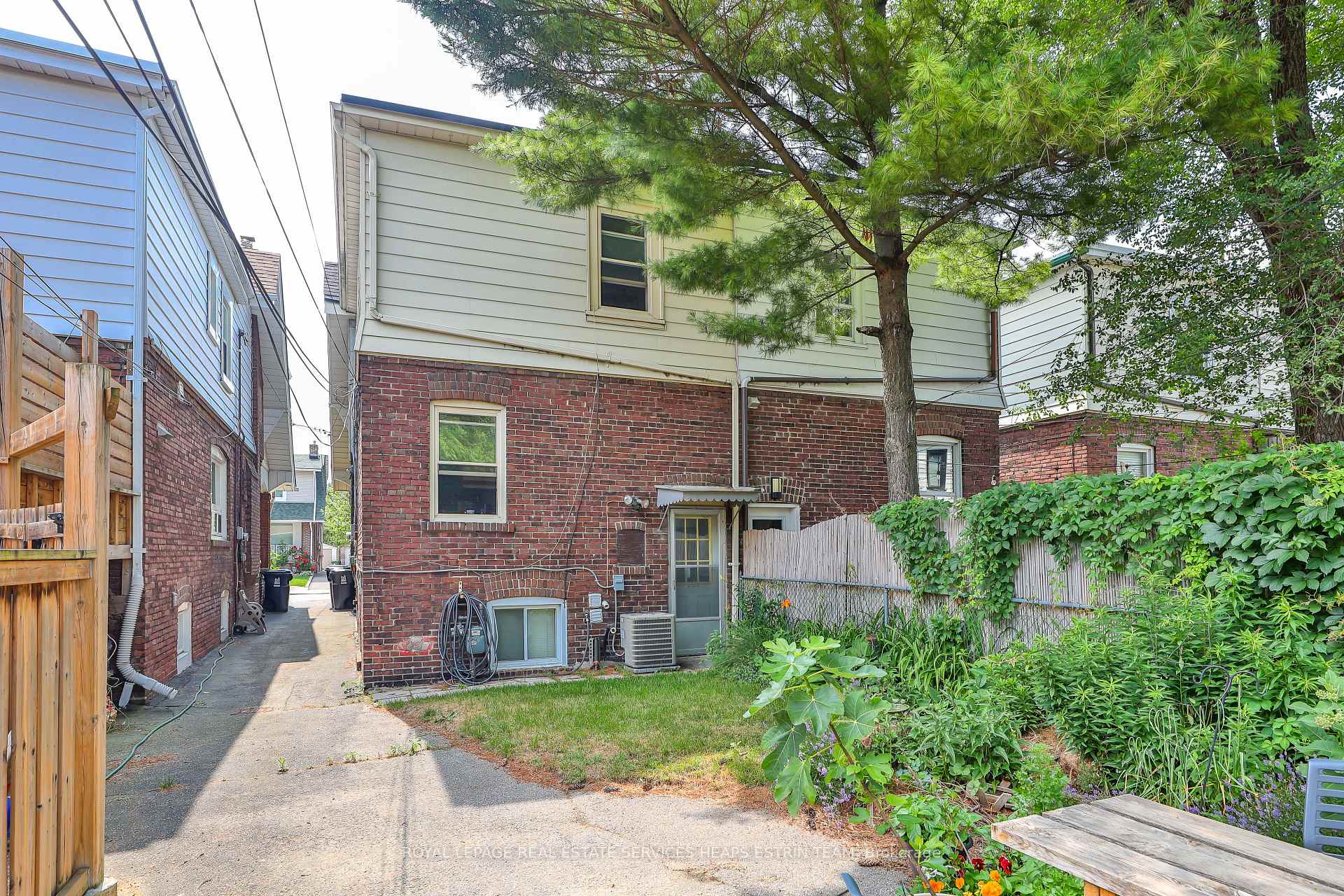 Photo 12 of 95 Caithness Avenue, Toronto, Danforth — HOMEH
