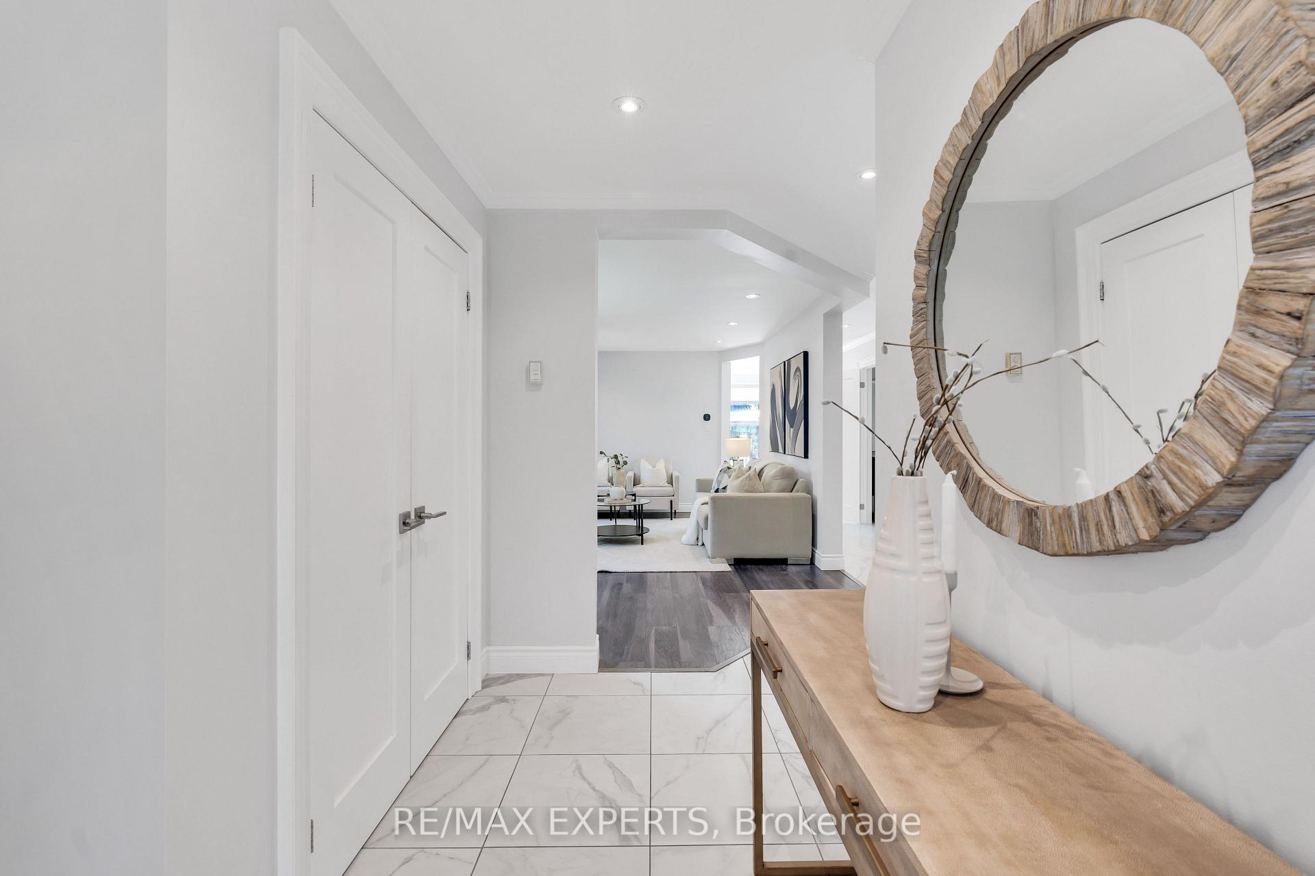 Photo 4 of 86 Humbershed Crescent, Caledon, Bolton West — HOMEH
