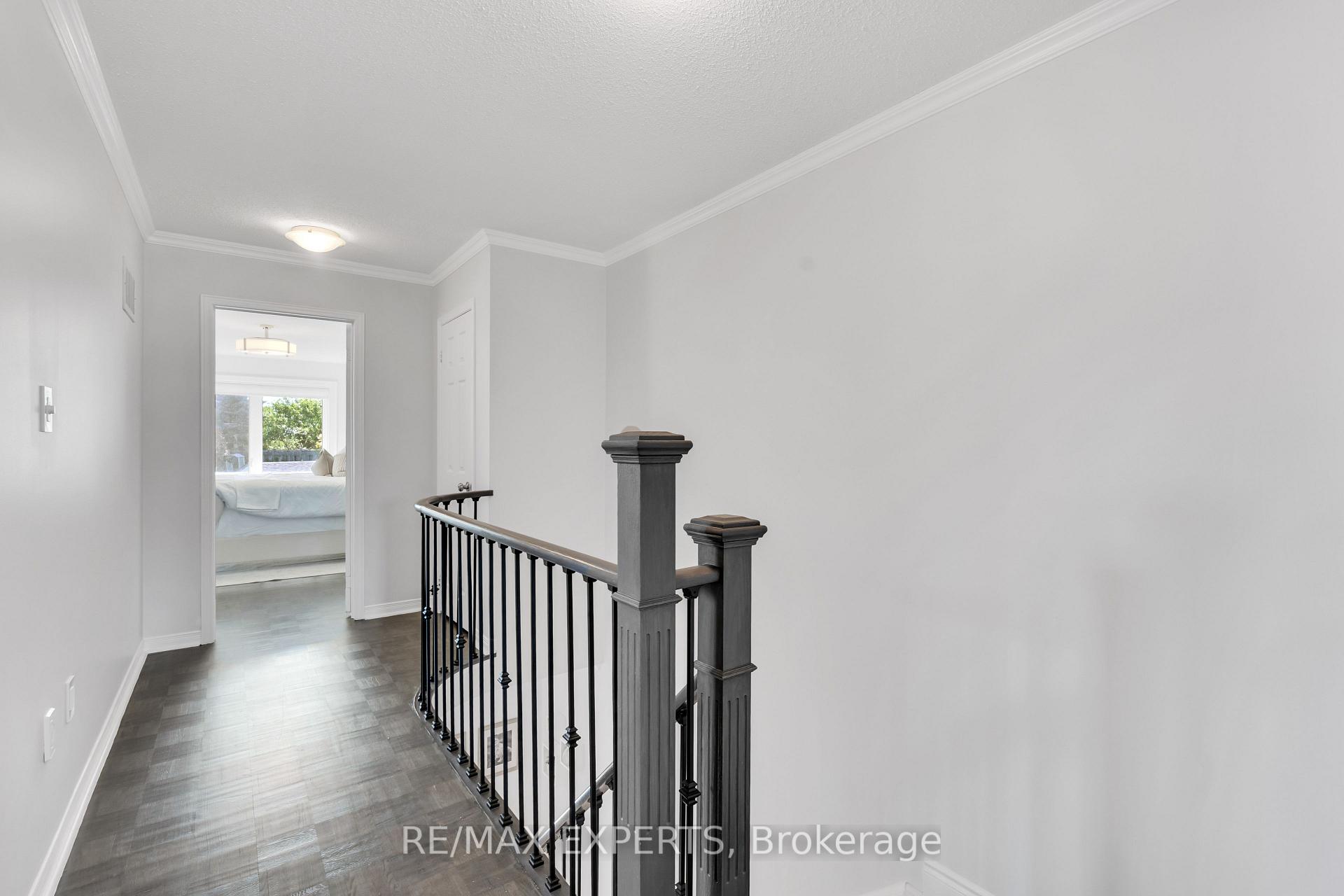Photo 12 of 86 Humbershed Crescent, Caledon, Bolton West — HOMEH