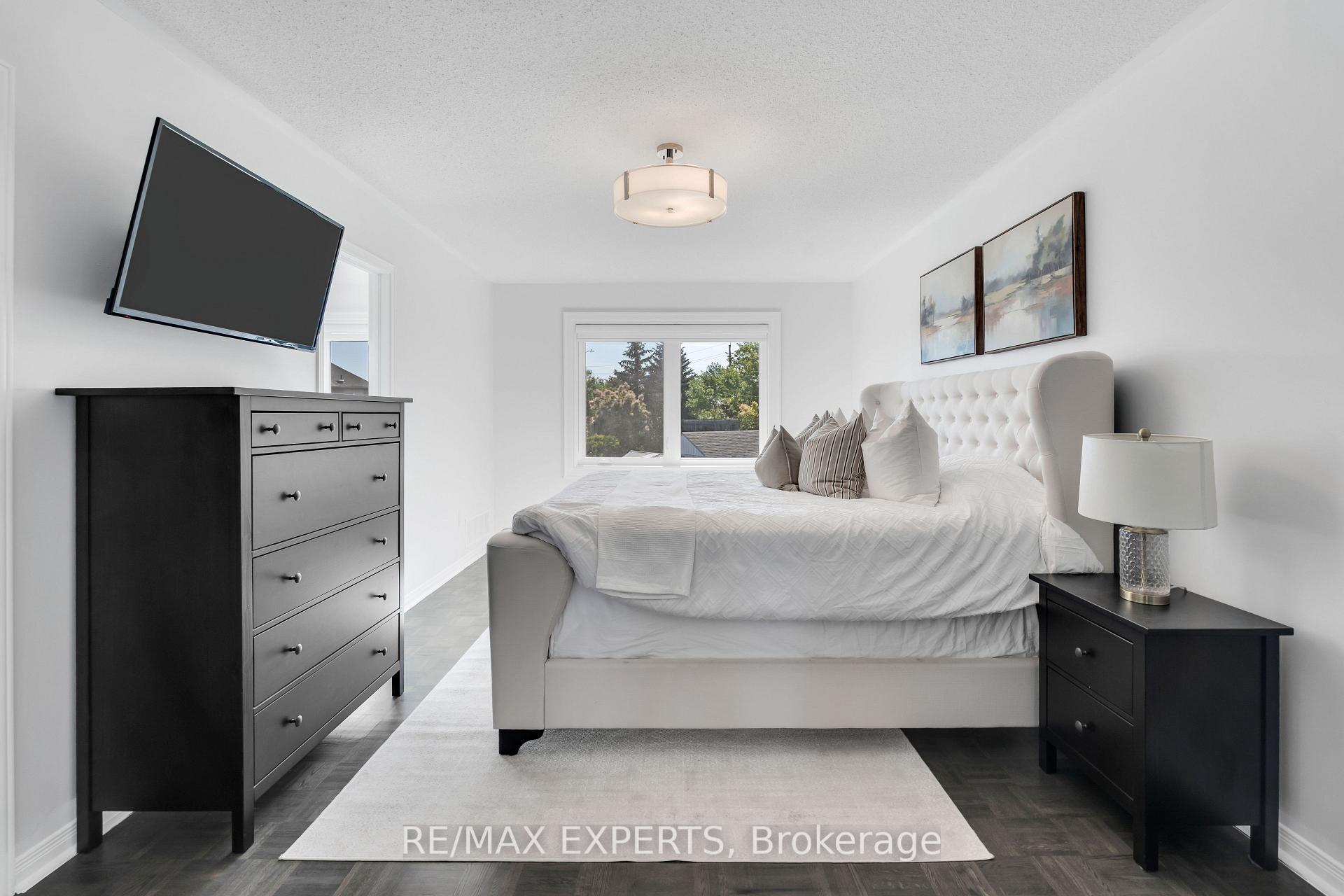 Photo 13 of 86 Humbershed Crescent, Caledon, Bolton West — HOMEH