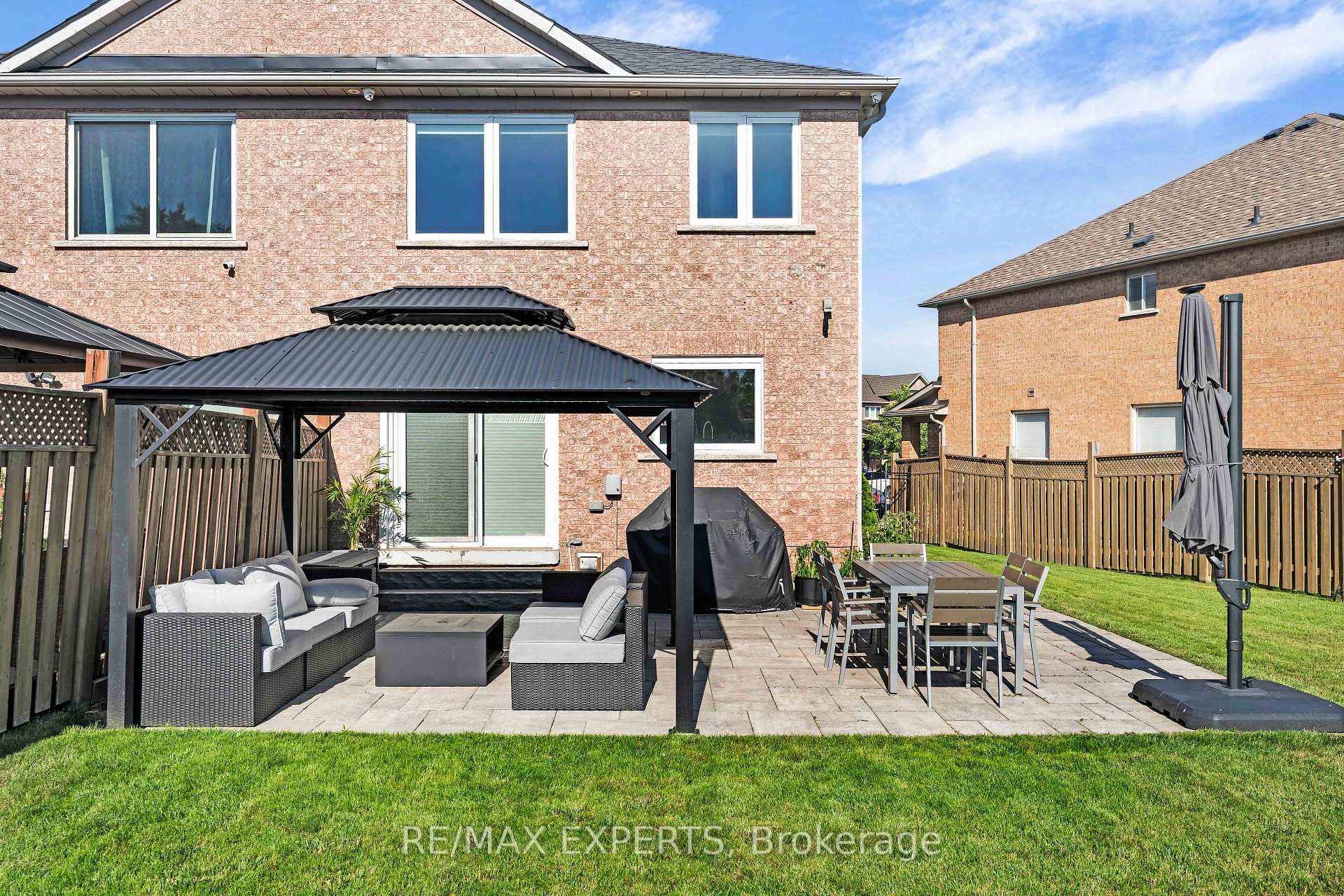 Photo 27 of 86 Humbershed Crescent, Caledon, Bolton West — HOMEH