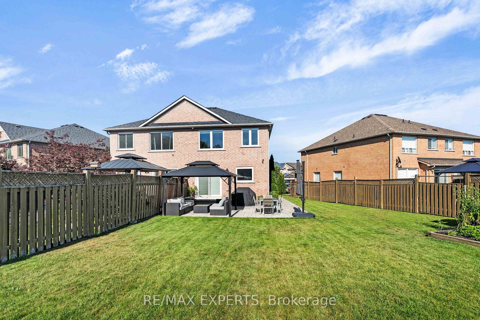 Photo 28 of 86 Humbershed Crescent, Caledon, Bolton West — HOMEH