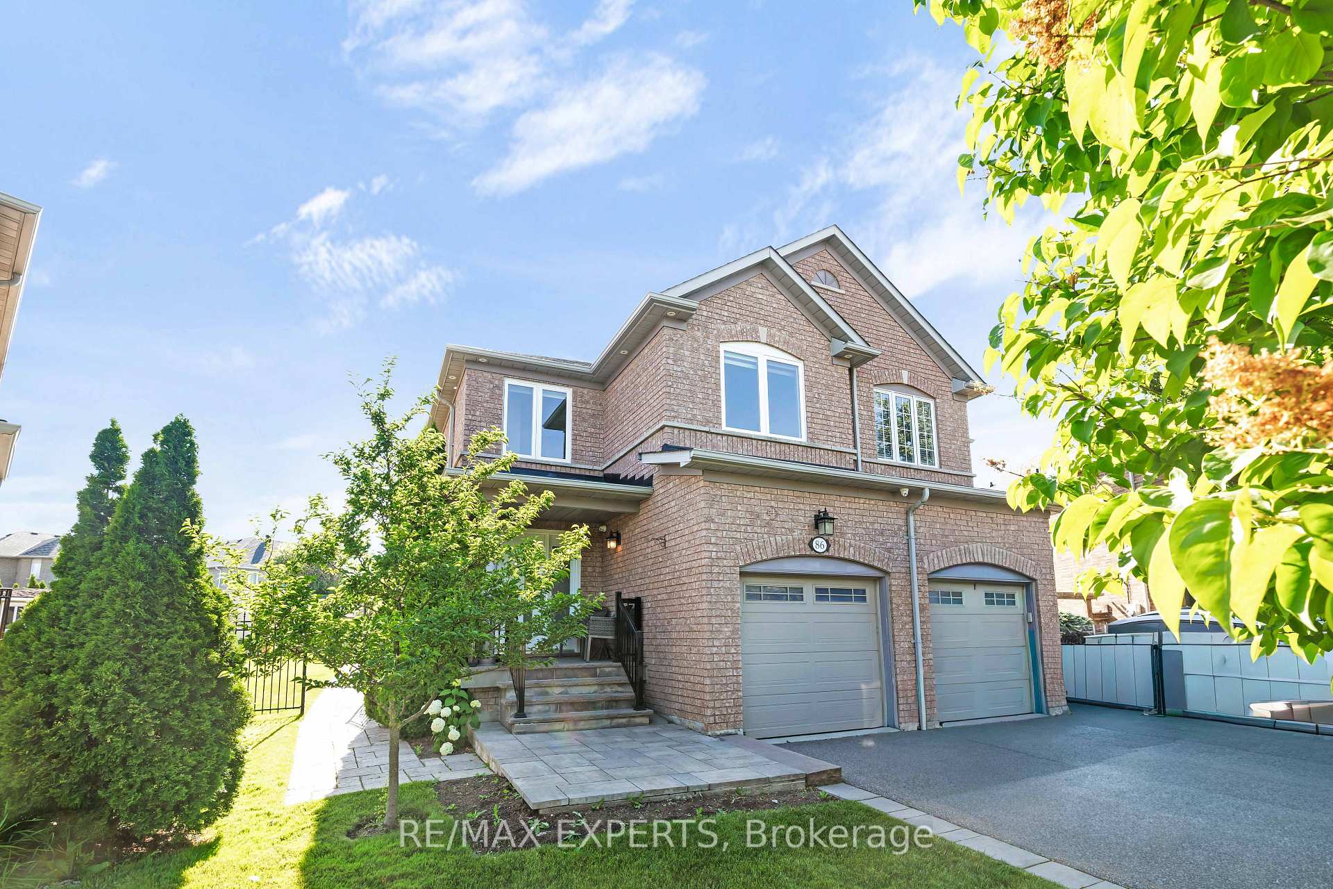 Photo 33 of 86 Humbershed Crescent, Caledon, Bolton West — HOMEH