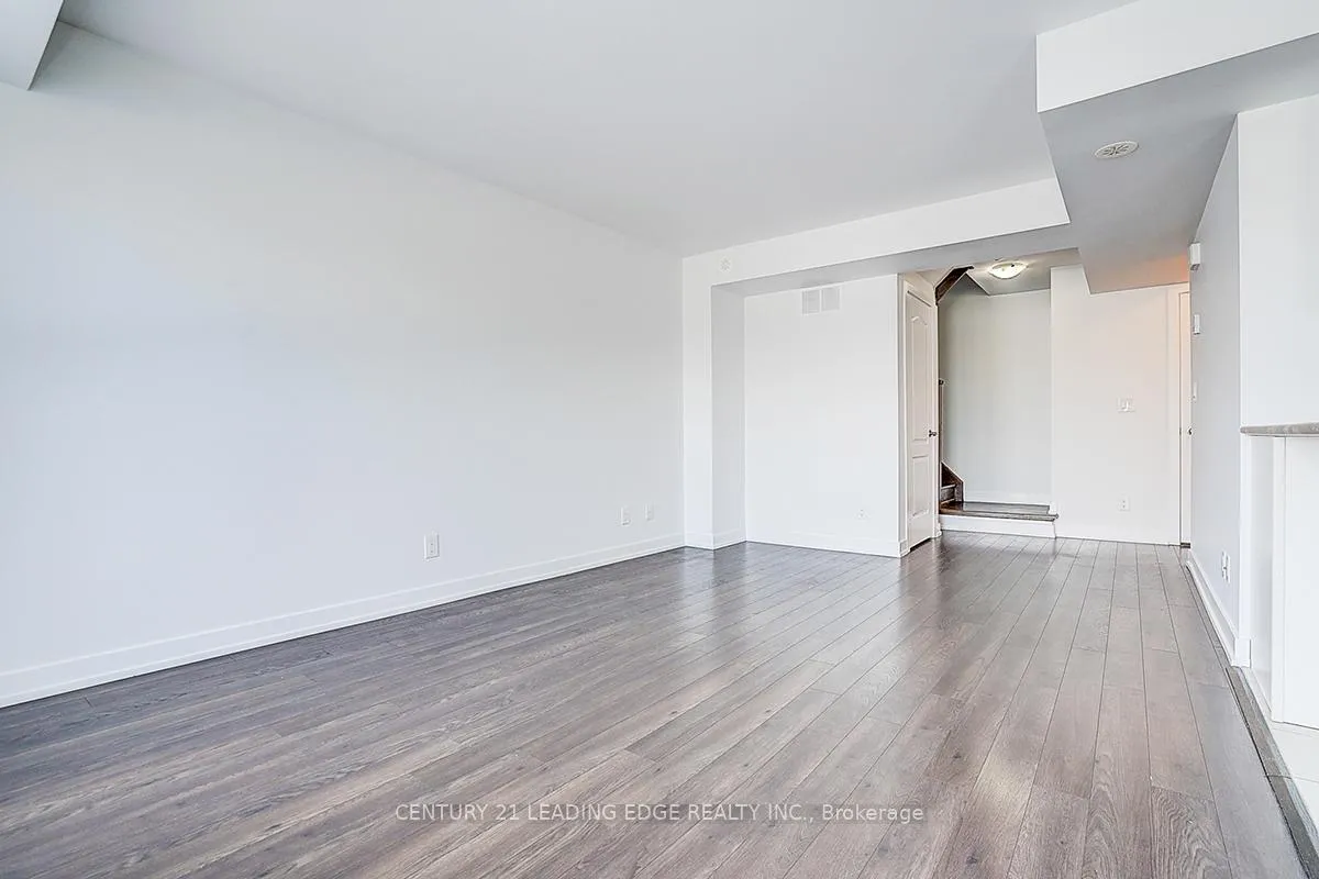 Photo 12 of Unit 623, 50 Dunsheath Way, Markham, Cornell — HOMEH