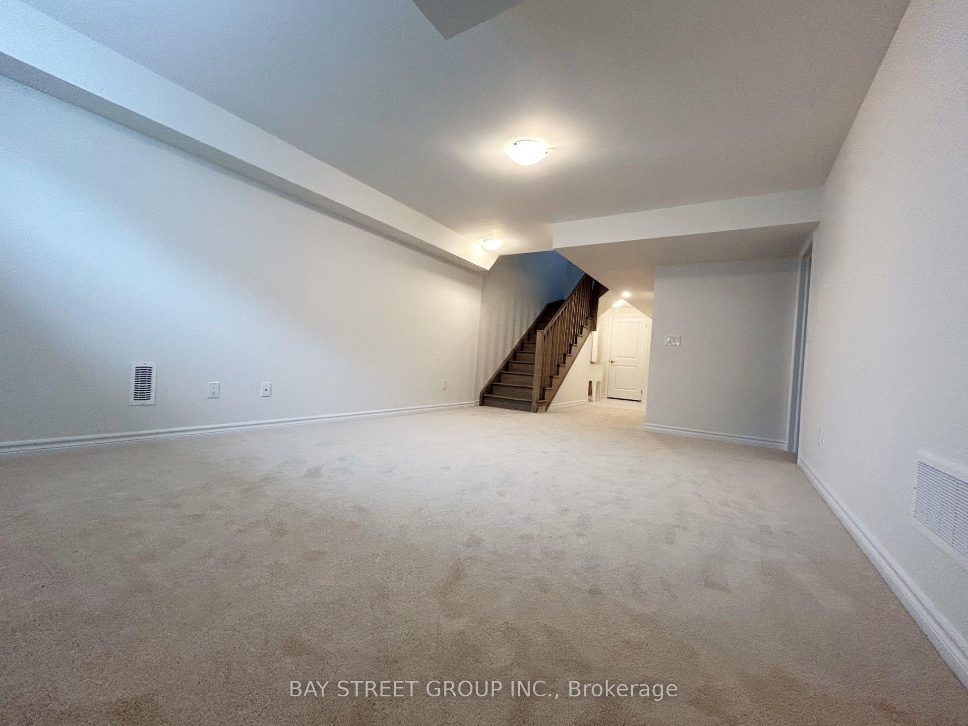 Photo 7 of 1130 Thompson Drive S, Oshawa, Kedron — HOMEH