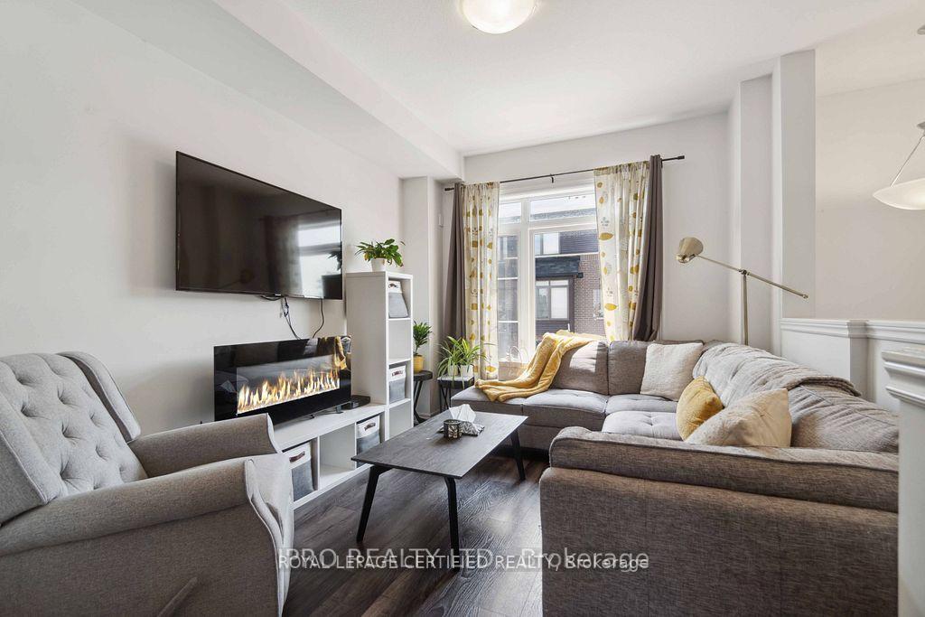 Photo 3 of Unit 33, 575 Woodward Avenue, Hamilton, Parkview — HOMEH