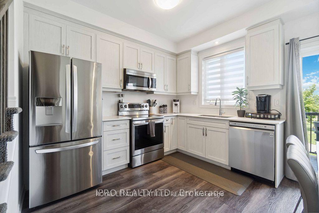 Photo 8 of Unit 33, 575 Woodward Avenue, Hamilton, Parkview — HOMEH