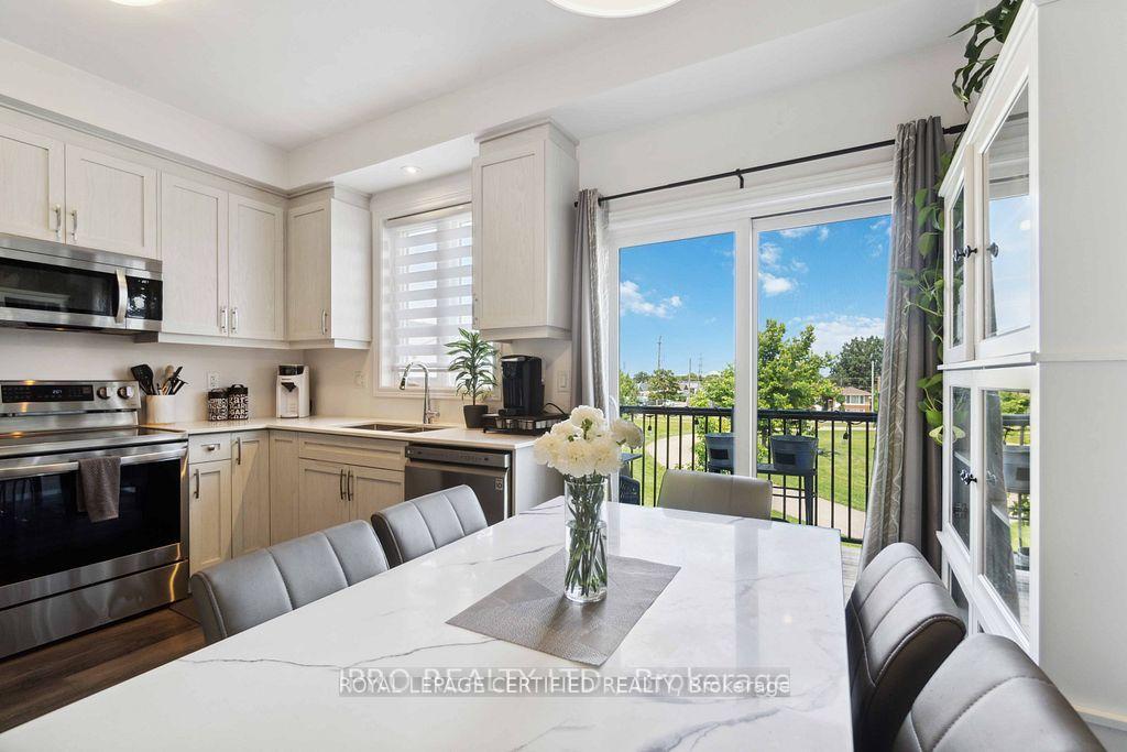 Photo 9 of Unit 33, 575 Woodward Avenue, Hamilton, Parkview — HOMEH