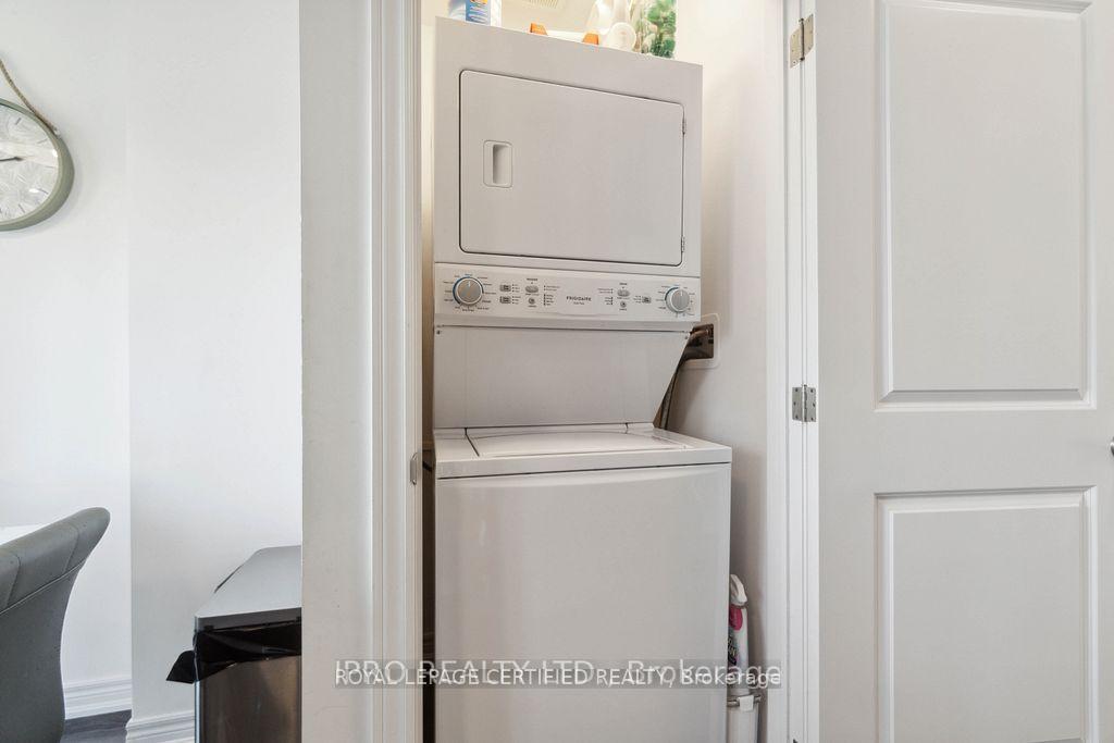 Photo 26 of Unit 33, 575 Woodward Avenue, Hamilton, Parkview — HOMEH