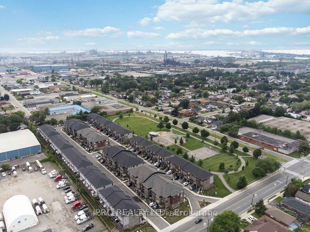 Photo 38 of Unit 33, 575 Woodward Avenue, Hamilton, Parkview — HOMEH