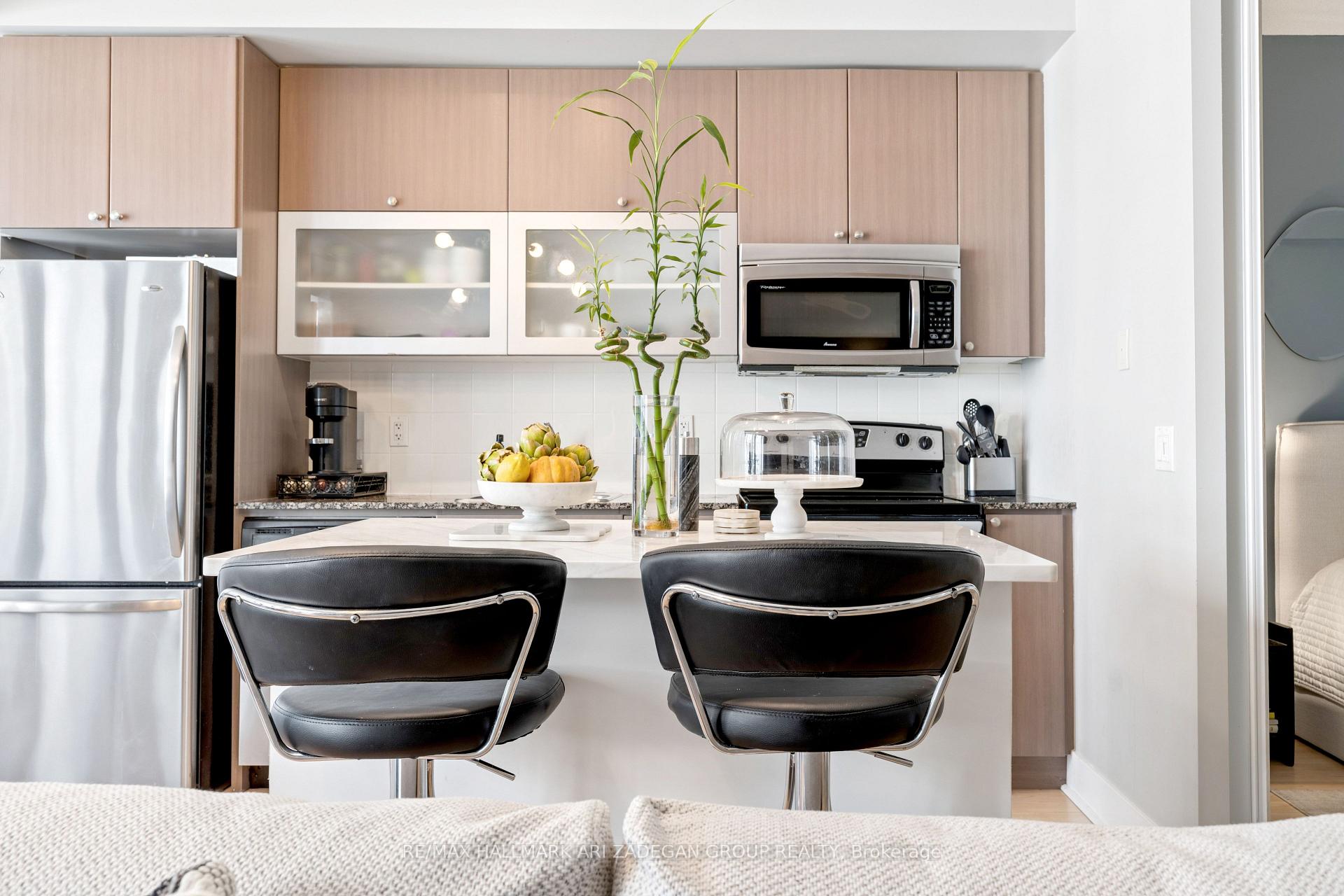 Photo 3 of Unit 430, 90 Stadium Road, Toronto, Niagara — HOMEH