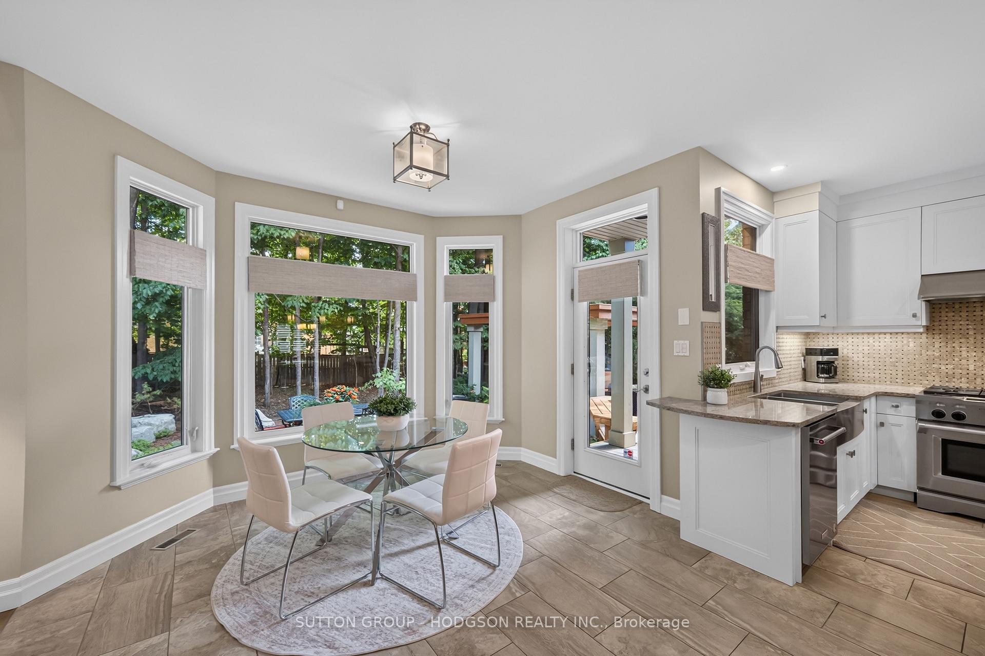 Photo 37 of 656 Robertson Place, London, South L — HOMEH