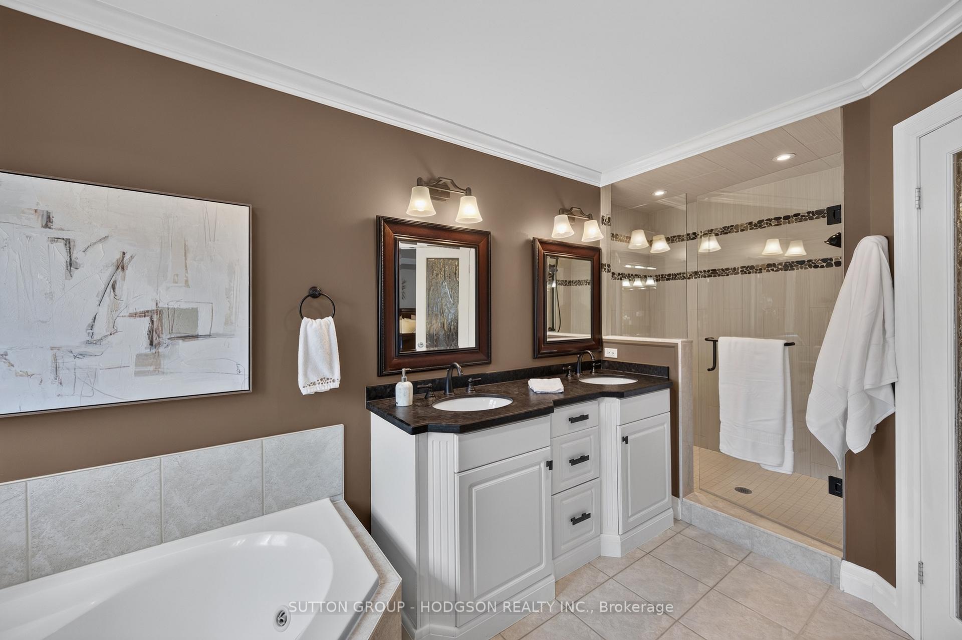 Photo 53 of 656 Robertson Place, London, South L — HOMEH