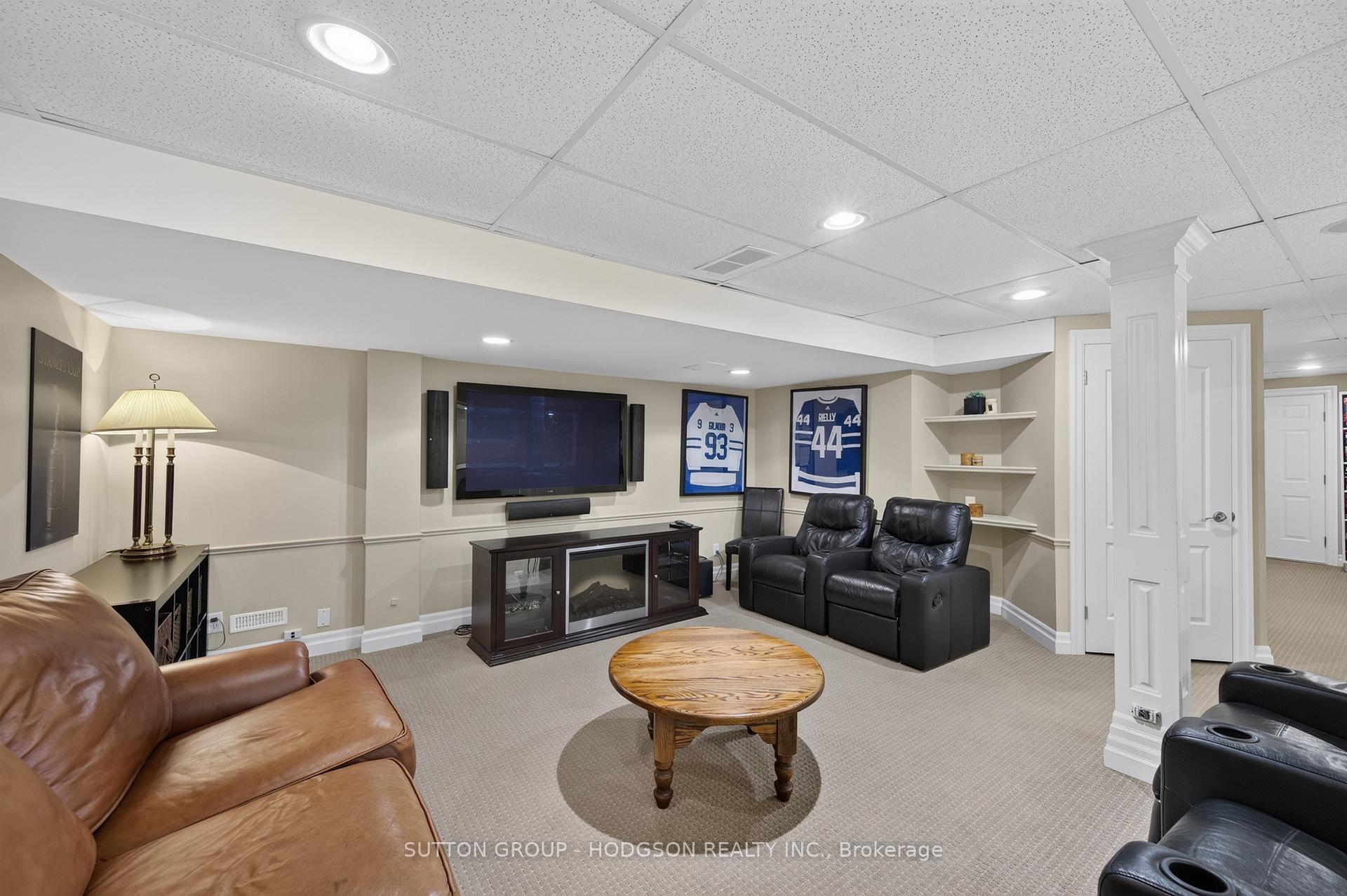 Photo 65 of 656 Robertson Place, London, South L — HOMEH