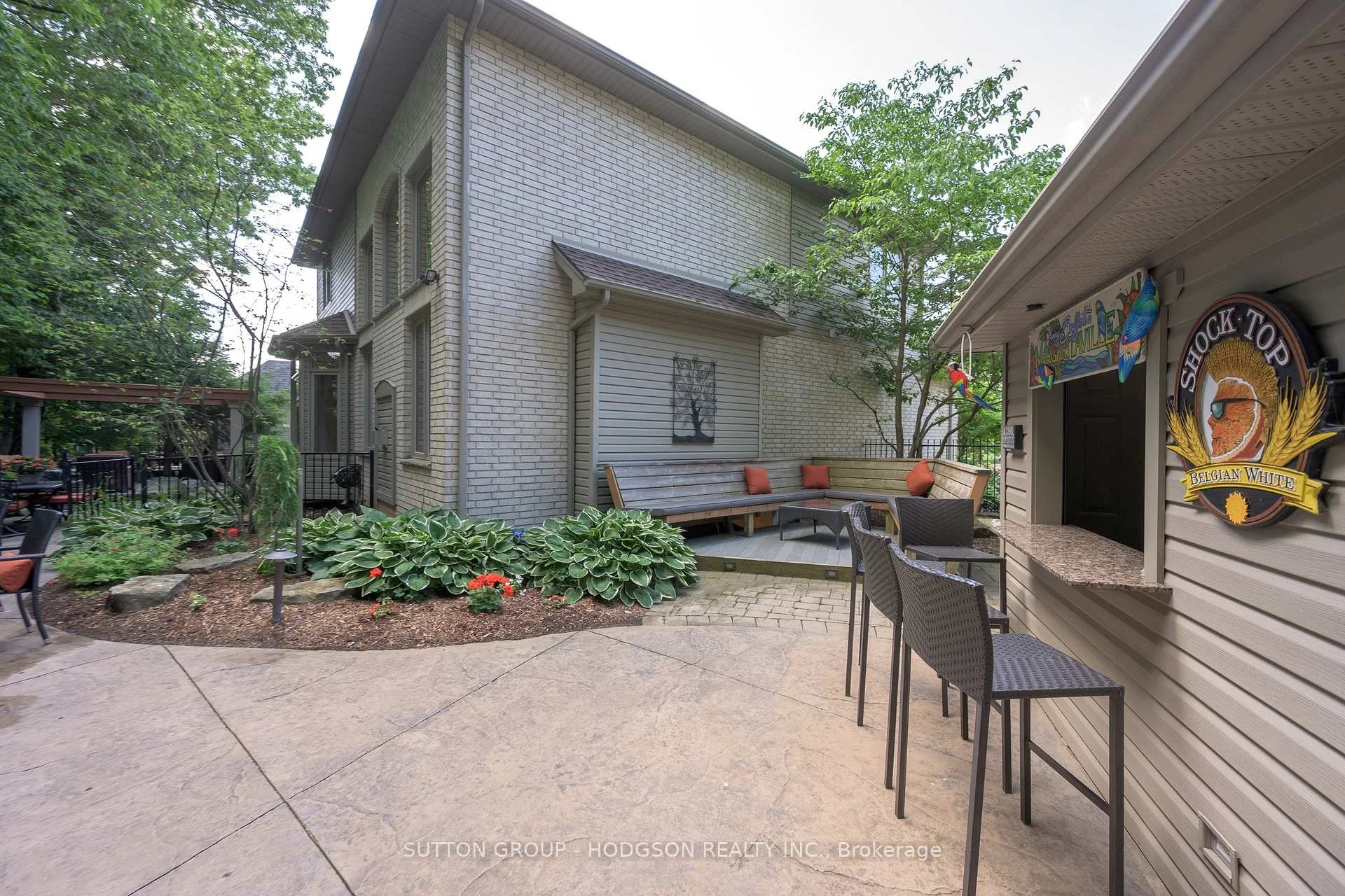 Photo 20 of 656 Robertson Place, London, South L — HOMEH
