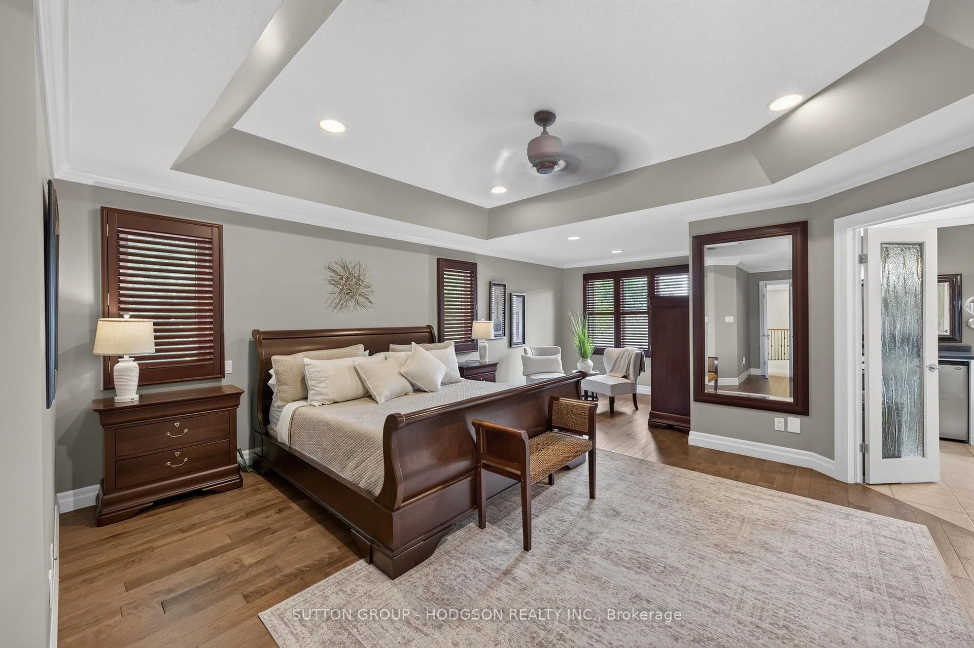 Photo 42 of 656 Robertson Place, London, South L — HOMEH