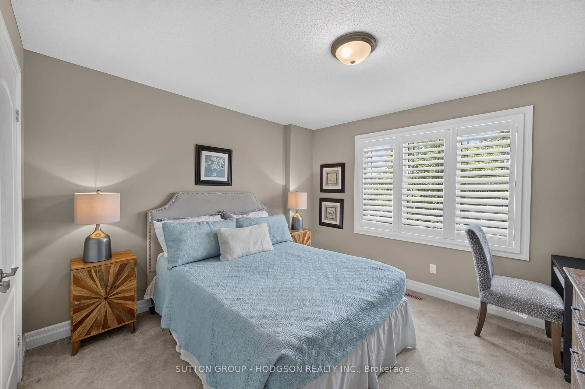 Photo 46 of 656 Robertson Place, London, South L — HOMEH
