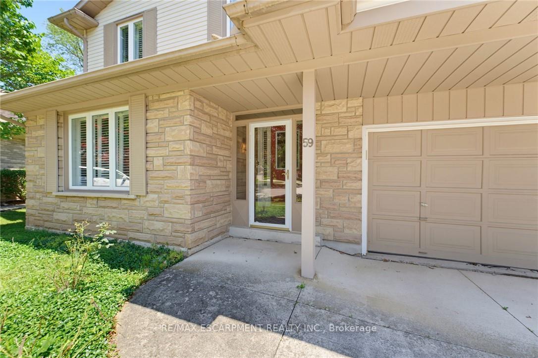 Photo 4 of 59 Forestview Drive, Hamilton, Cootes Paradise — HOMEH