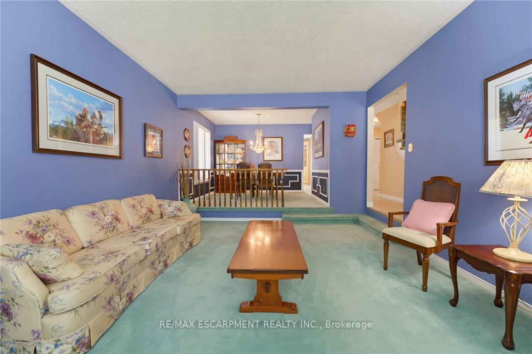 Photo 8 of 59 Forestview Drive, Hamilton, Cootes Paradise — HOMEH