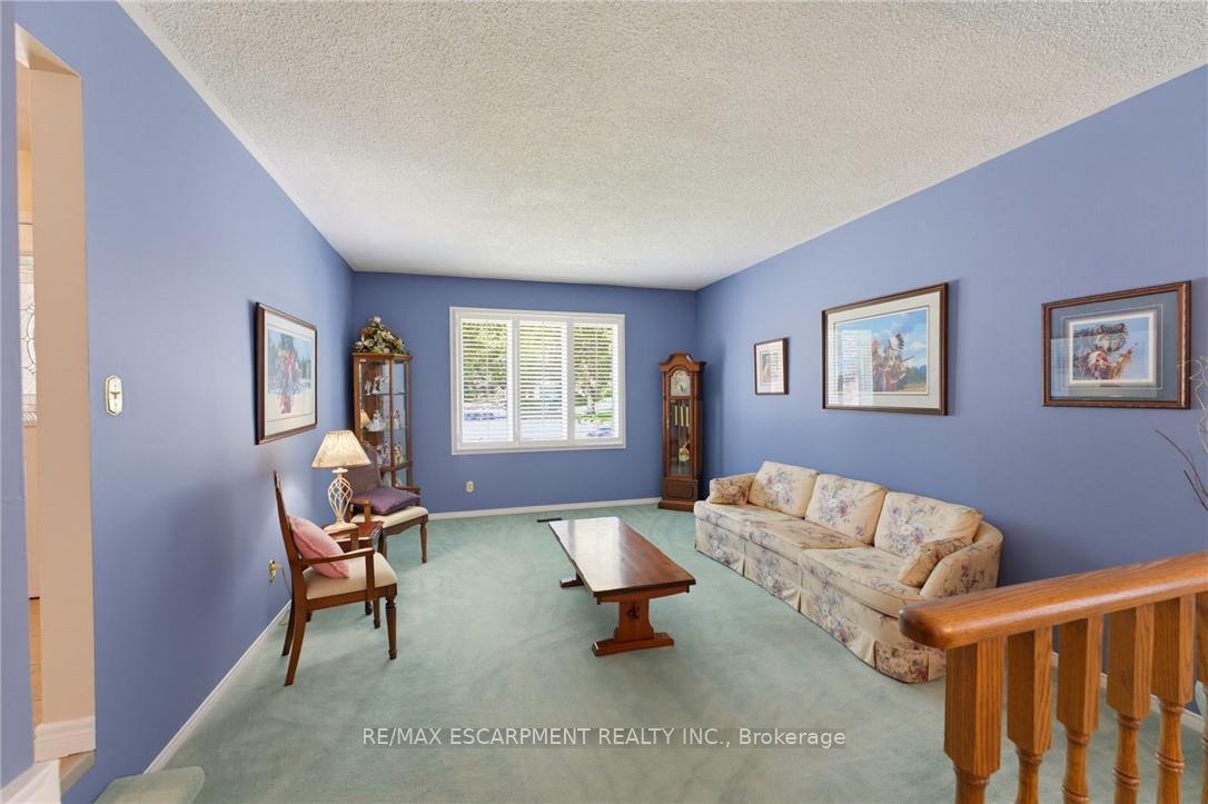 Photo 10 of 59 Forestview Drive, Hamilton, Cootes Paradise — HOMEH