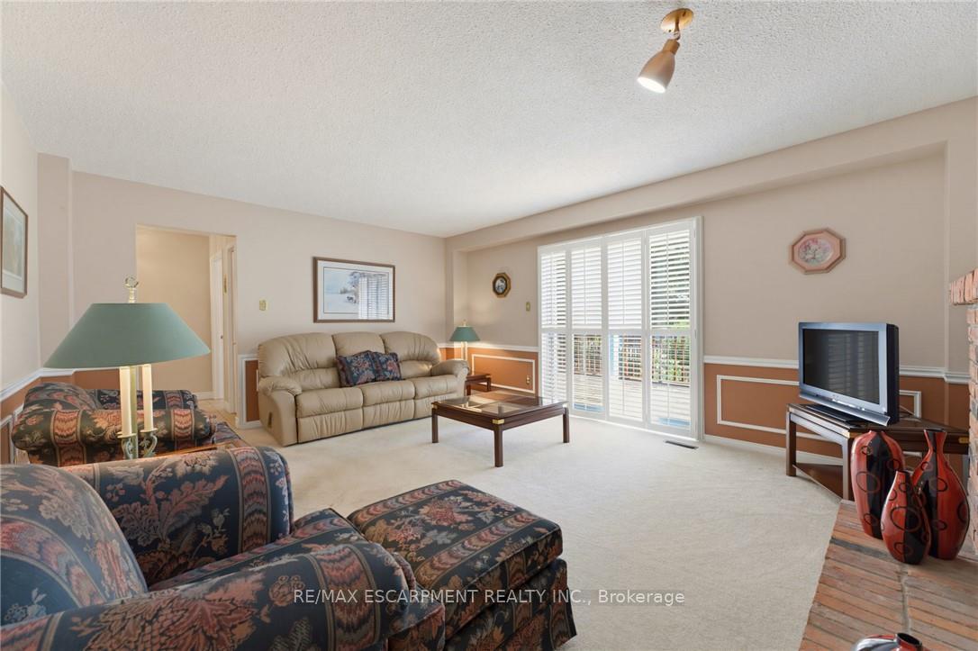 Photo 13 of 59 Forestview Drive, Hamilton, Cootes Paradise — HOMEH