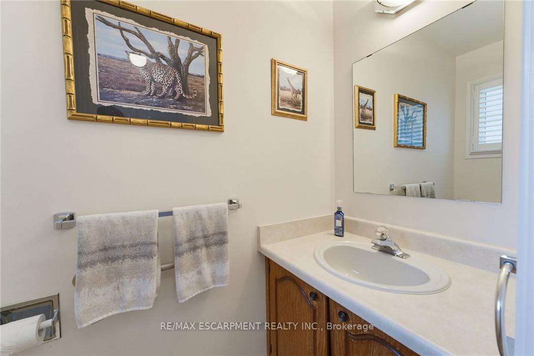 Photo 20 of 59 Forestview Drive, Hamilton, Cootes Paradise — HOMEH