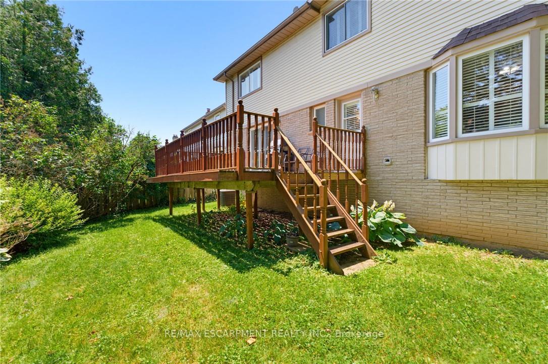 Photo 37 of 59 Forestview Drive, Hamilton, Cootes Paradise — HOMEH